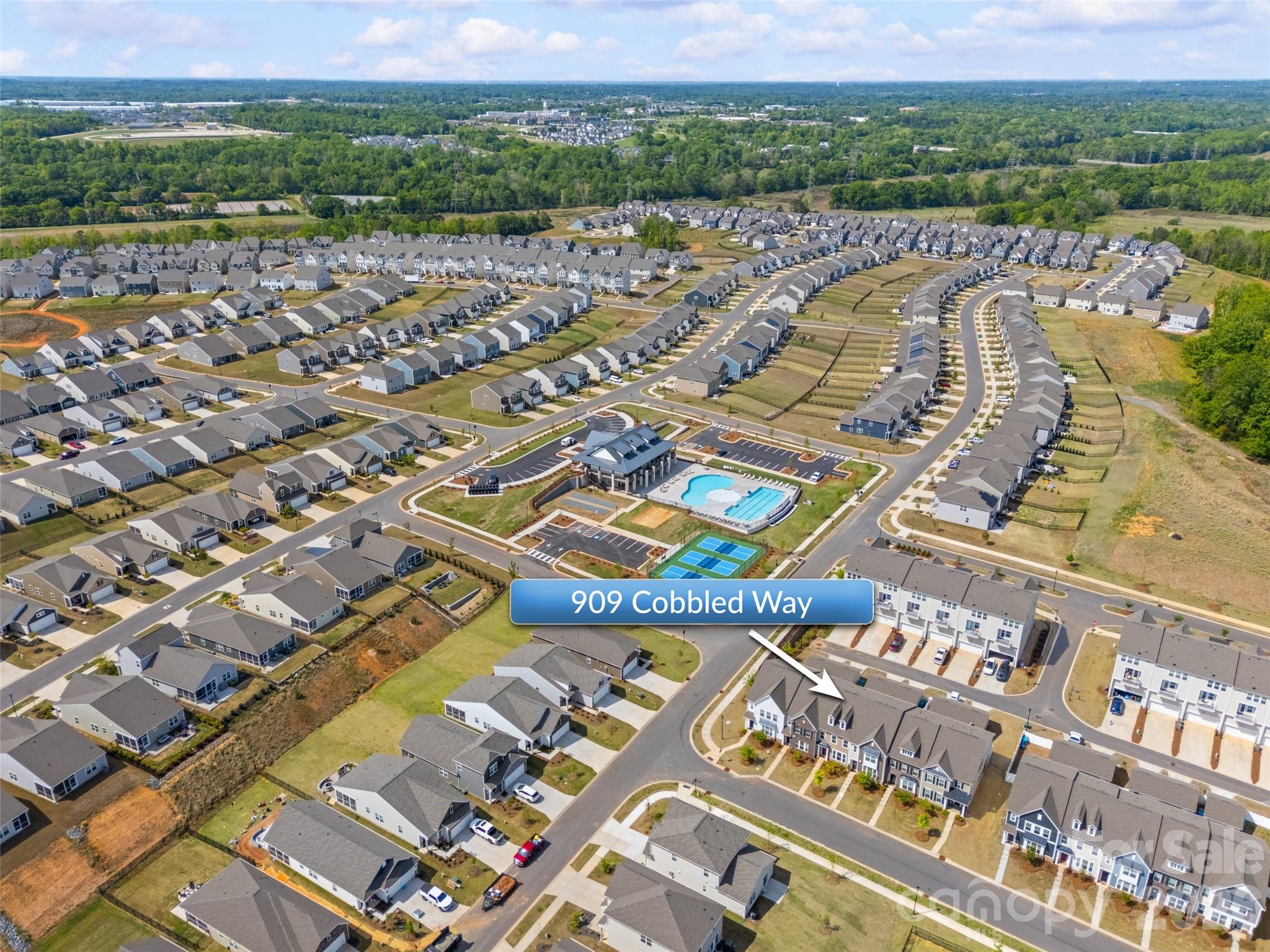 909 Cobbled Way — Fort Mill