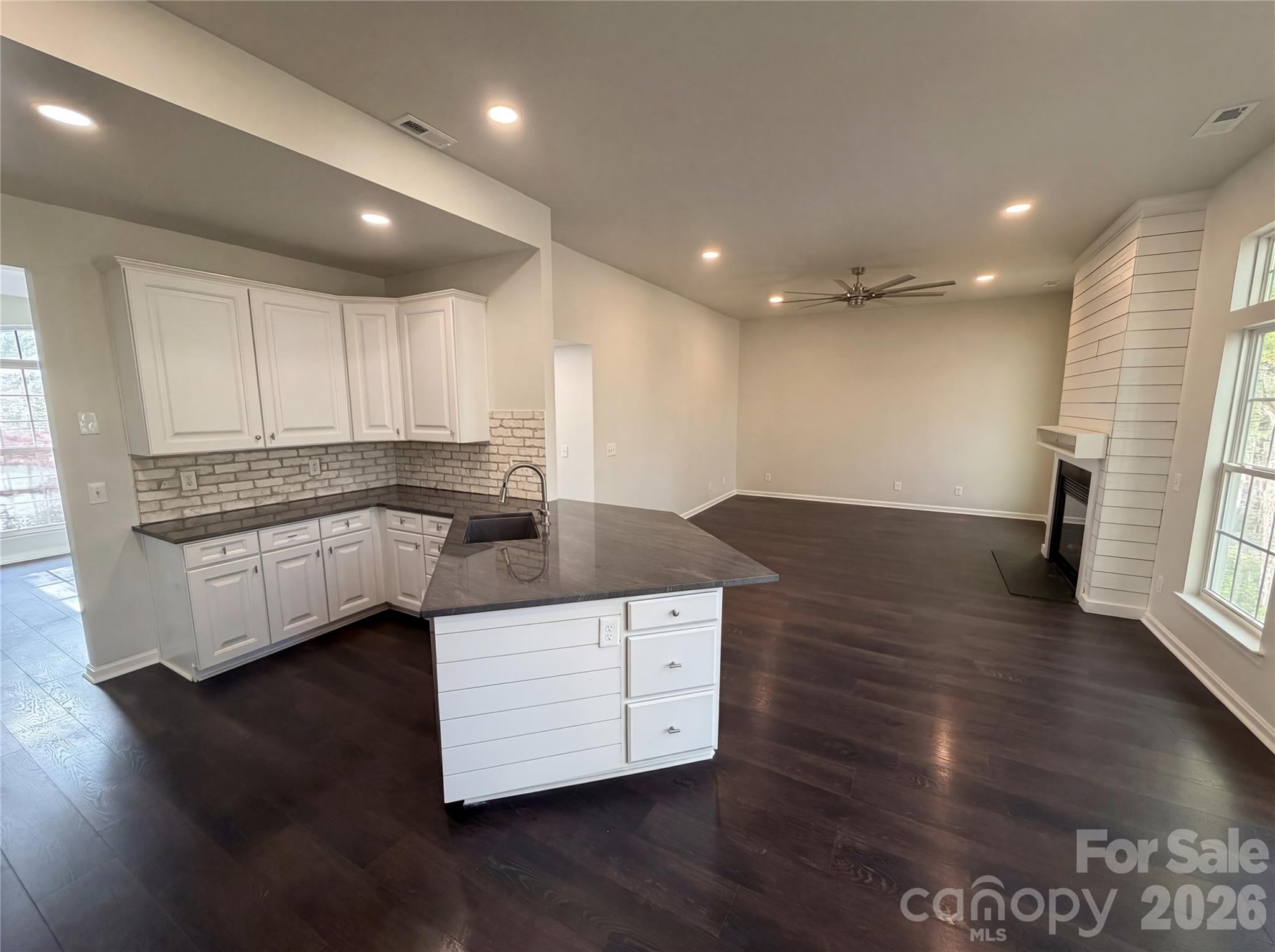 12014 Cheviott Hill Lane — Charlotte
