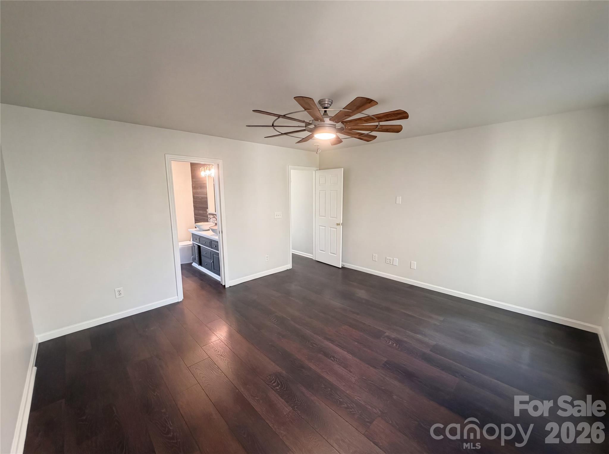 12014 Cheviott Hill Lane — Charlotte