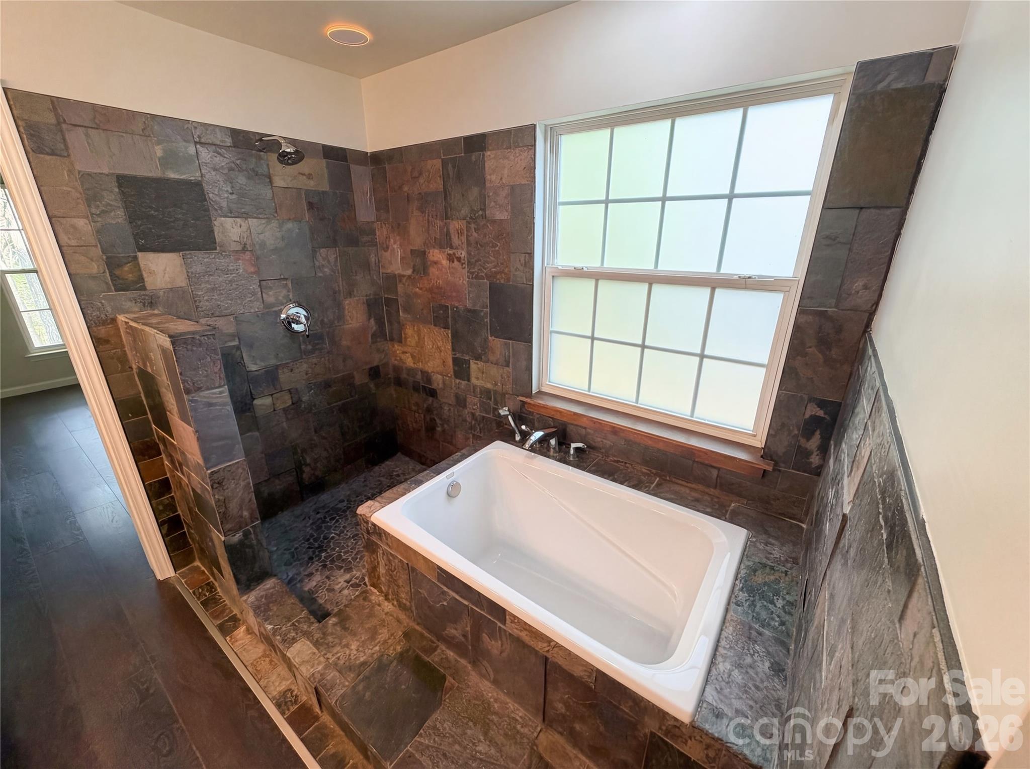 12014 Cheviott Hill Lane — Charlotte