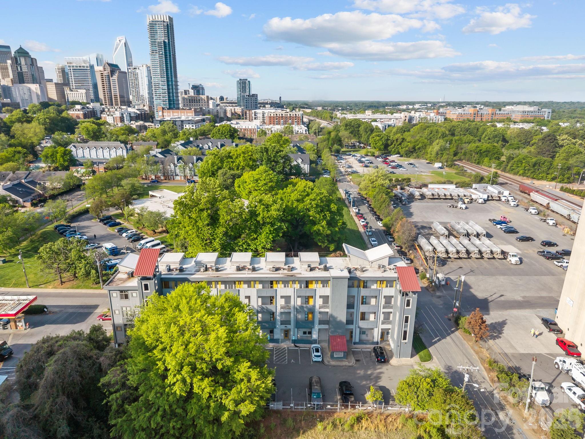 514 W 10th Street #403 — Charlotte