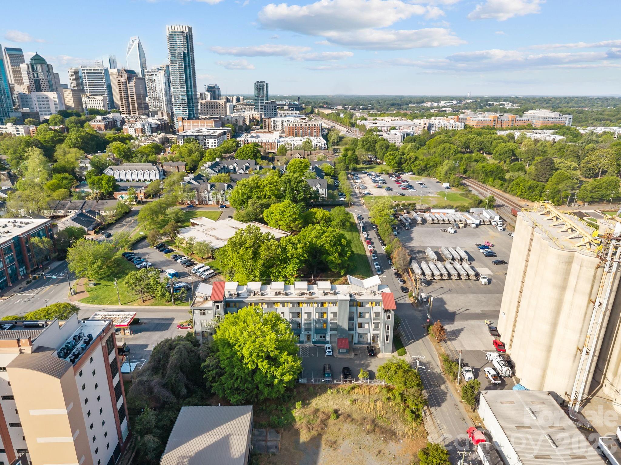 514 W 10th Street #403 — Charlotte