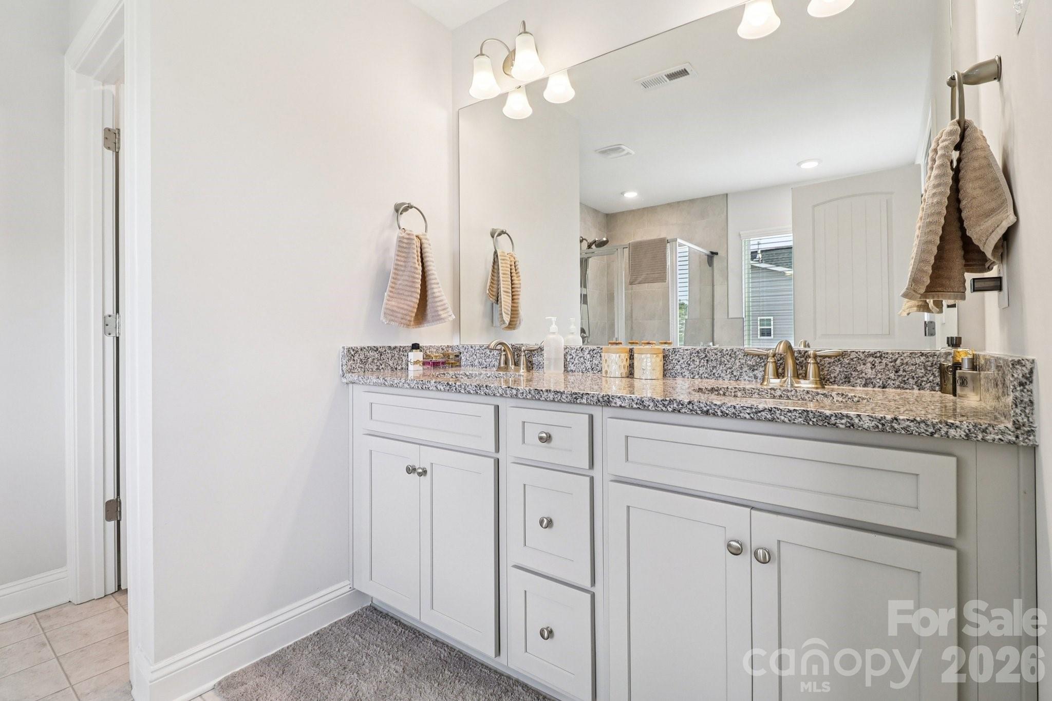 369 Stillington Street — Lexington
