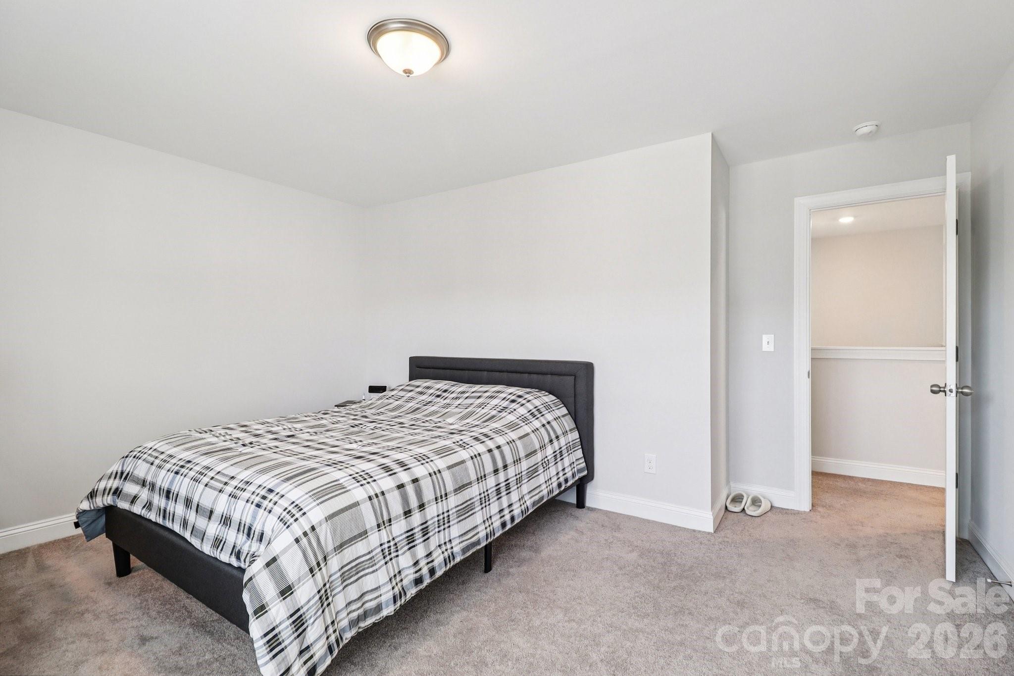 369 Stillington Street — Lexington