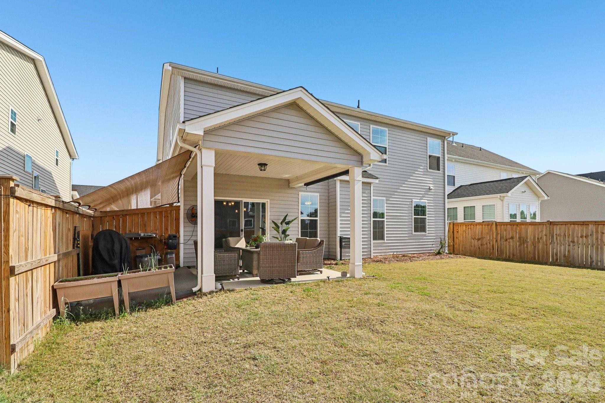 369 Stillington Street — Lexington