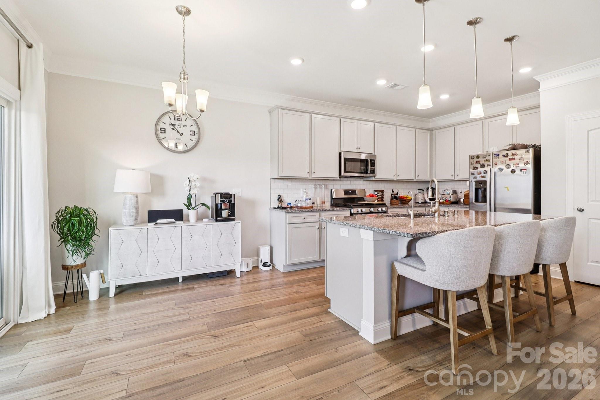 369 Stillington Street — Lexington