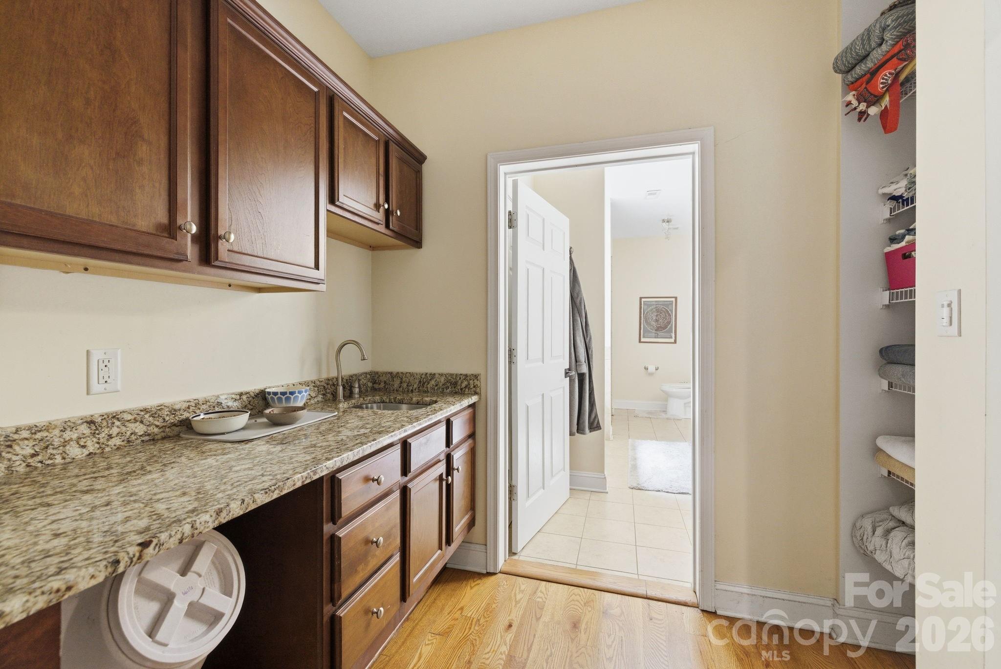 10921 Fruitland Road — Charlotte