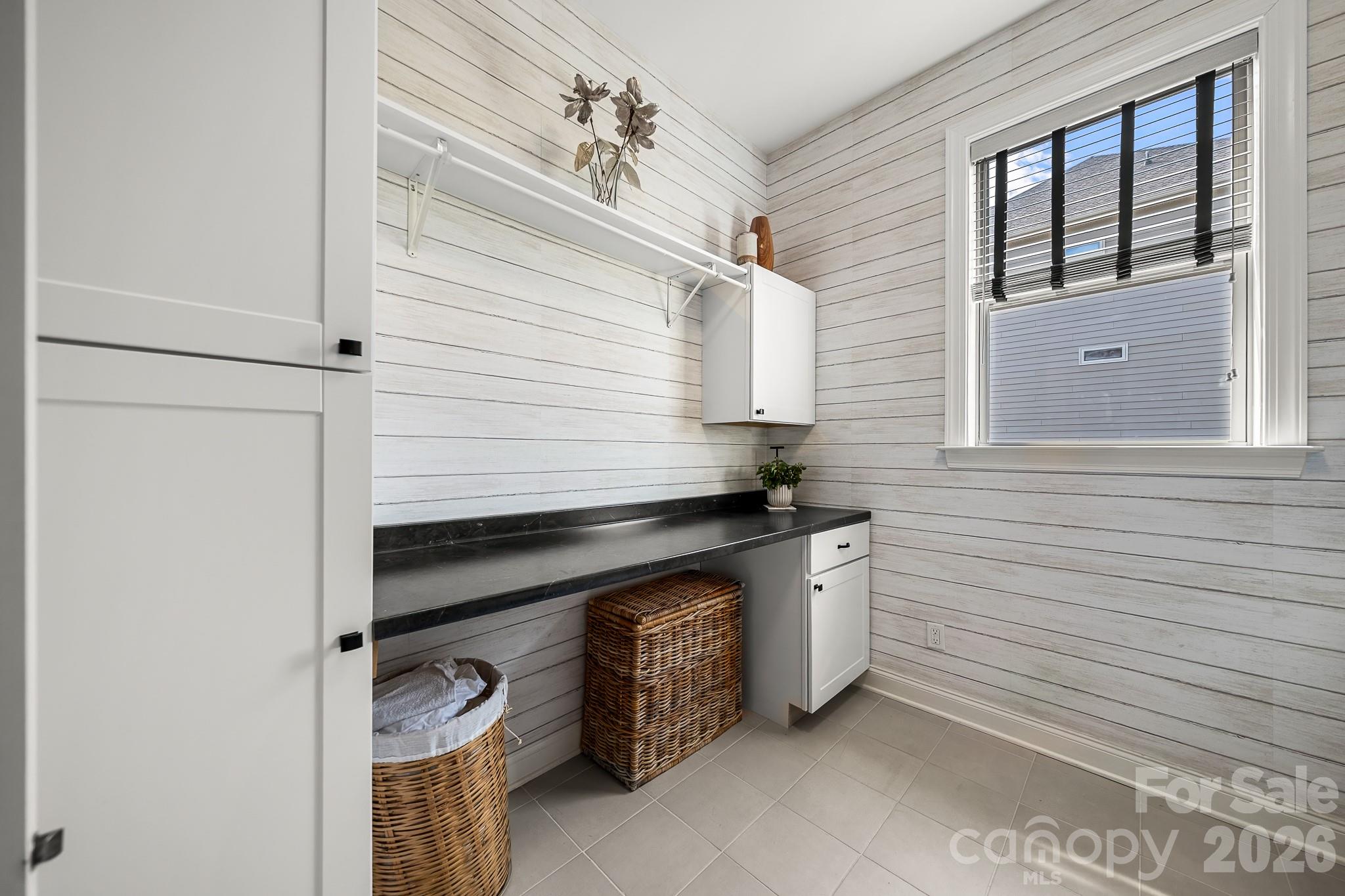 6008 Candlestick Lane — Lancaster