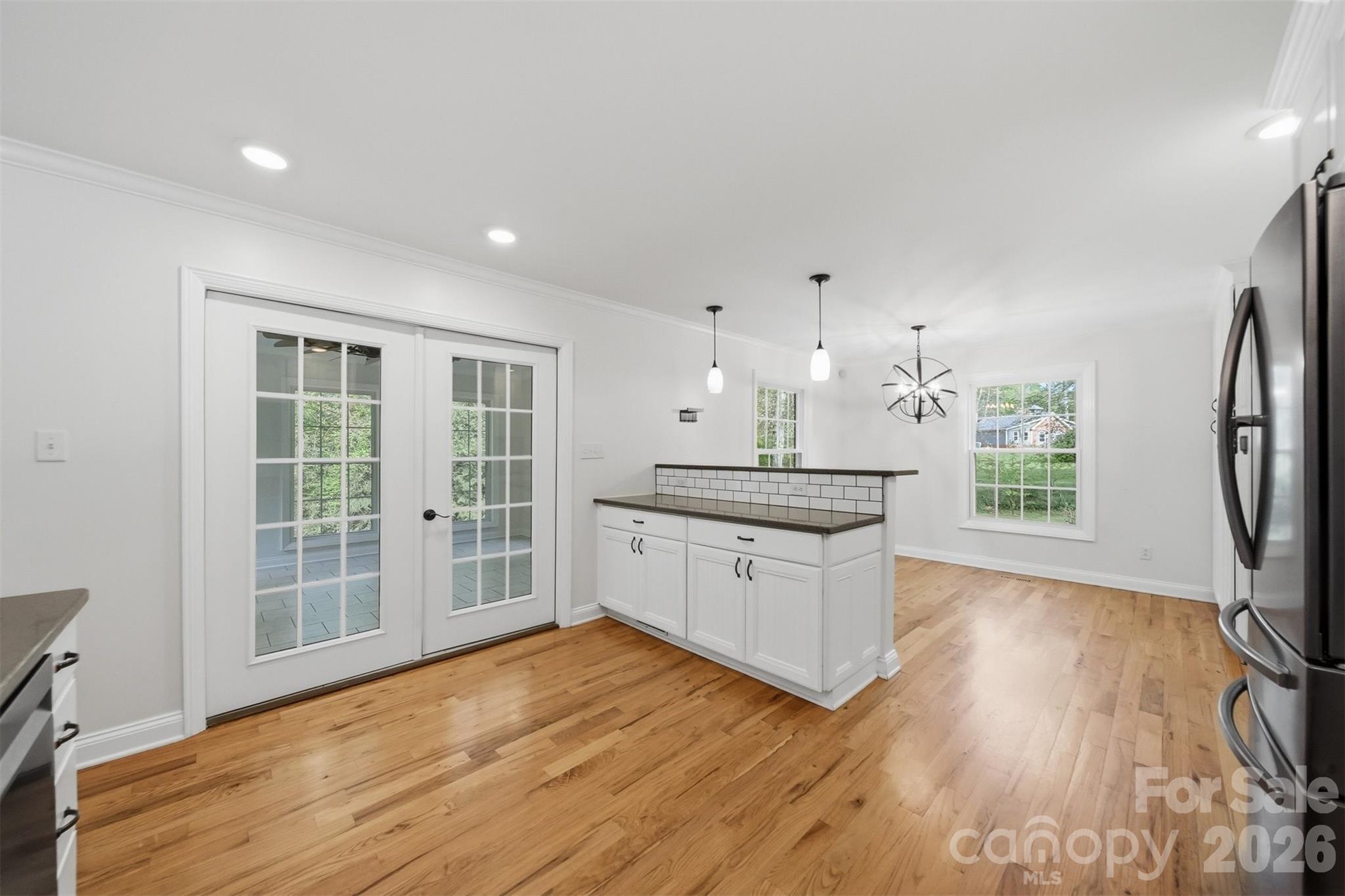 1512 Little Hill Road — Newton