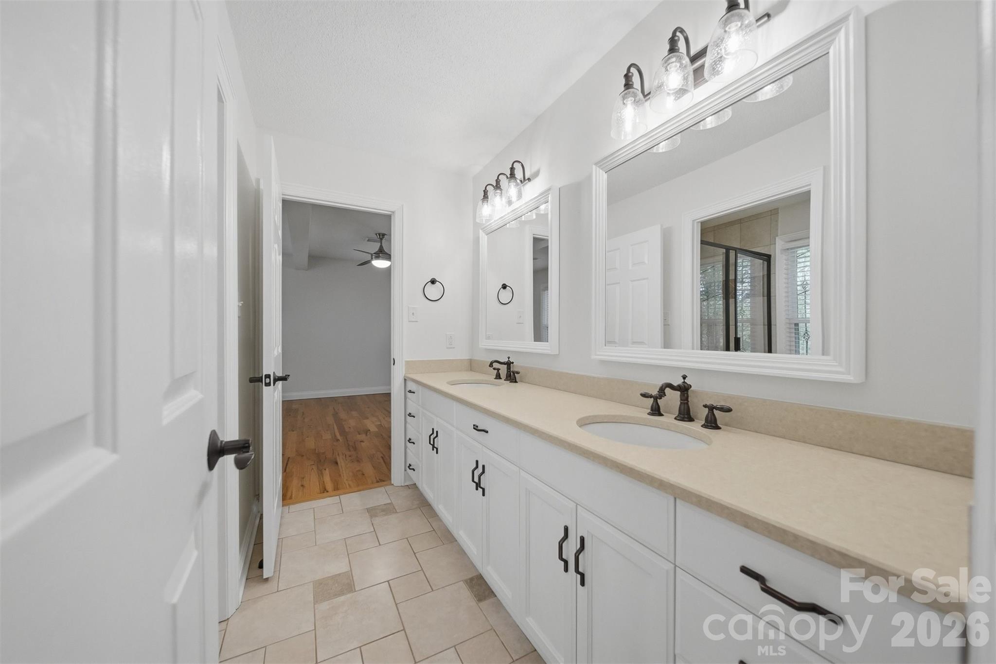 1512 Little Hill Road — Newton