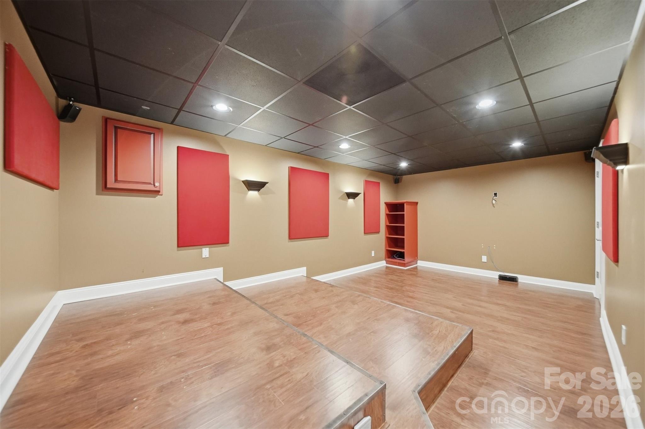 1512 Little Hill Road — Newton