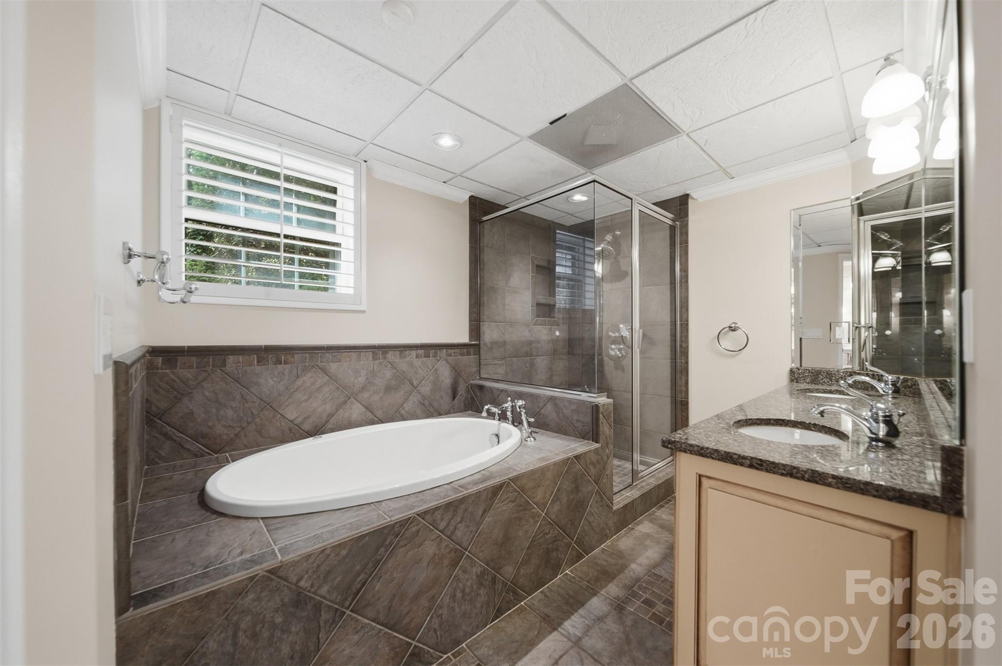 1512 Little Hill Road — Newton