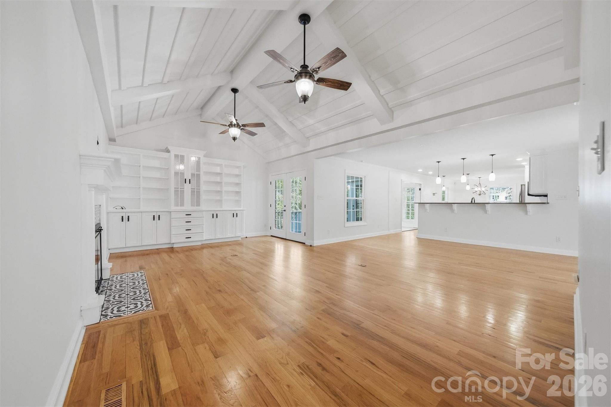 1512 Little Hill Road — Newton