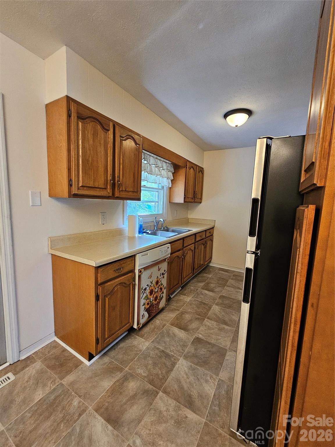 3220 Sweeten Creek Road — Asheville