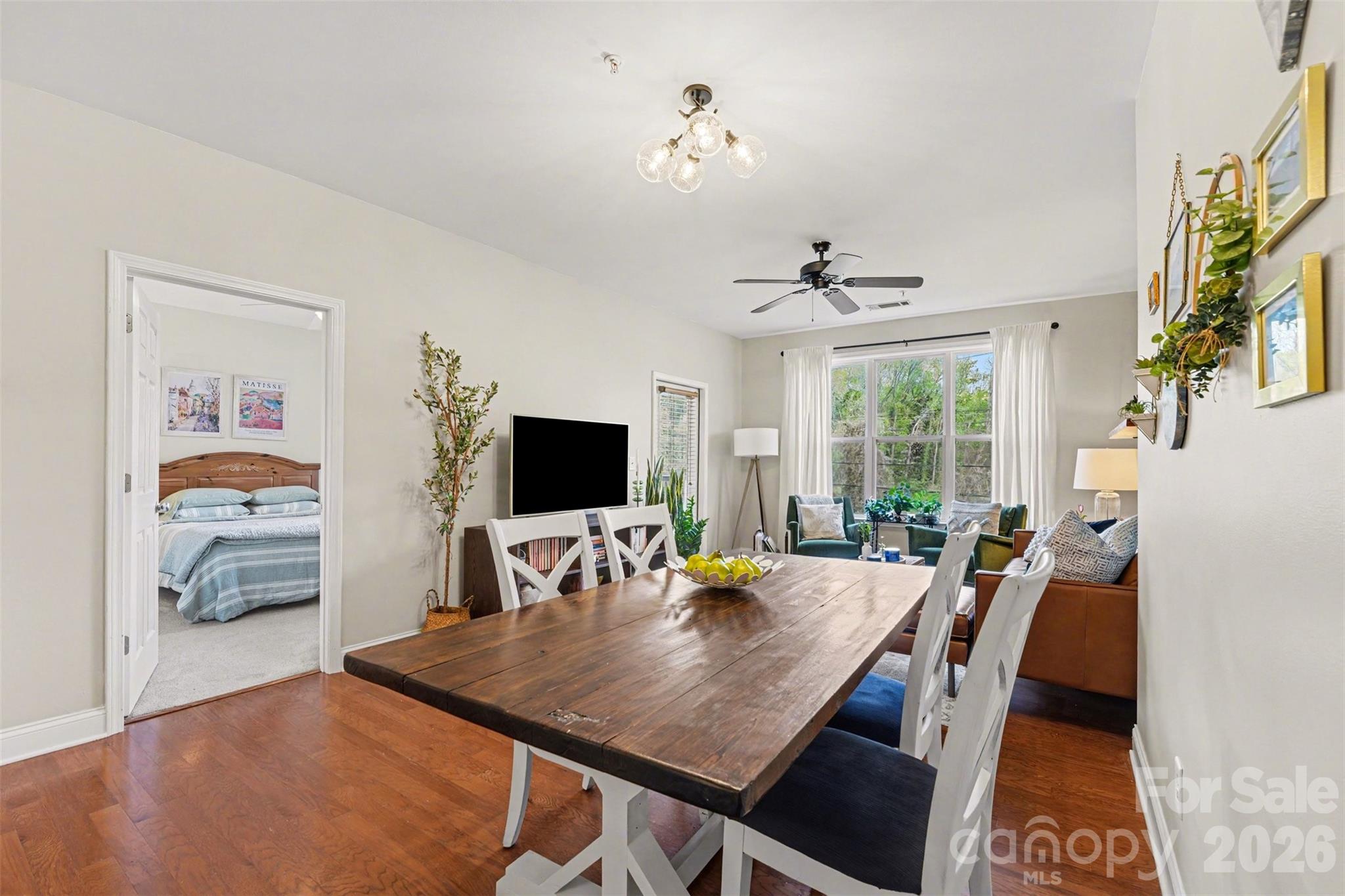 1000 E Woodlawn Road #111 — Charlotte