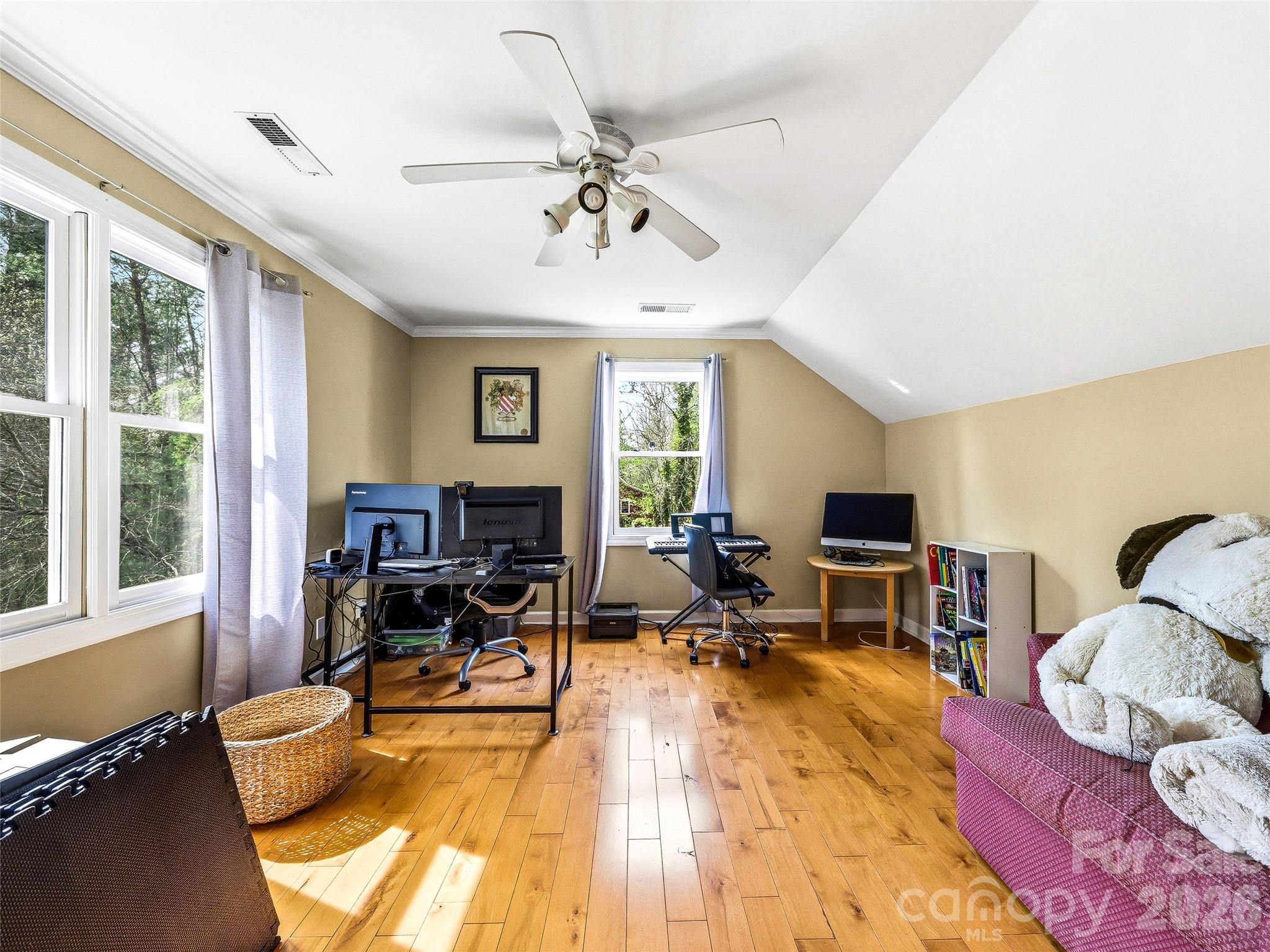 32 Franklin Farm Road — Fletcher