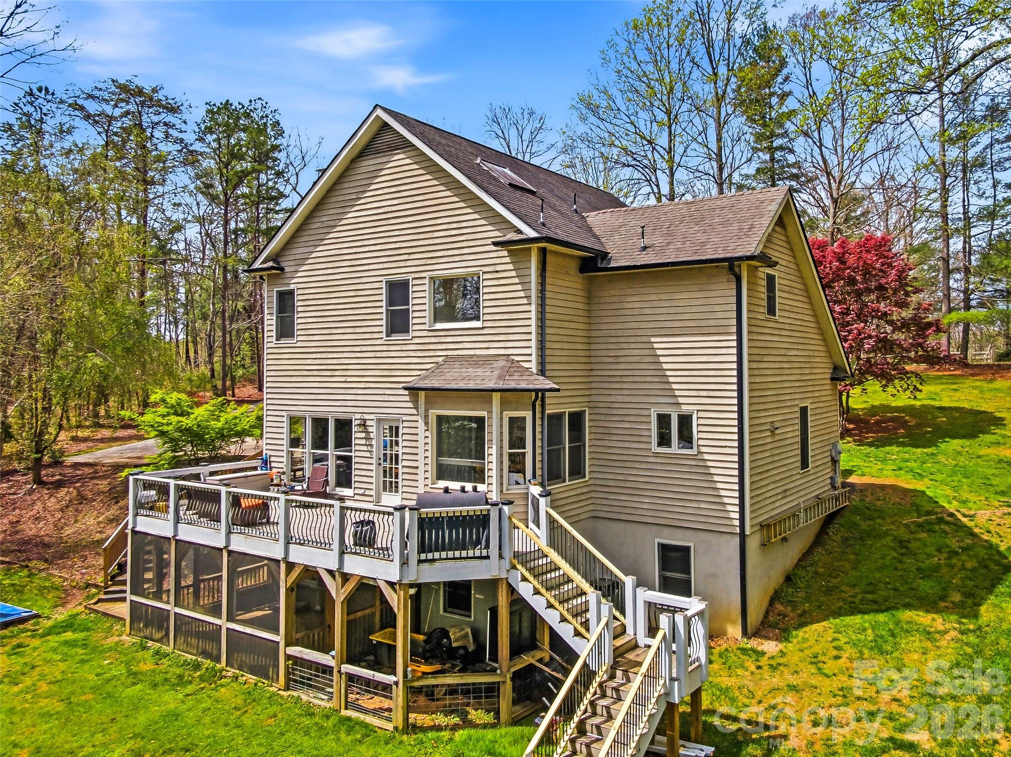 32 Franklin Farm Road — Fletcher
