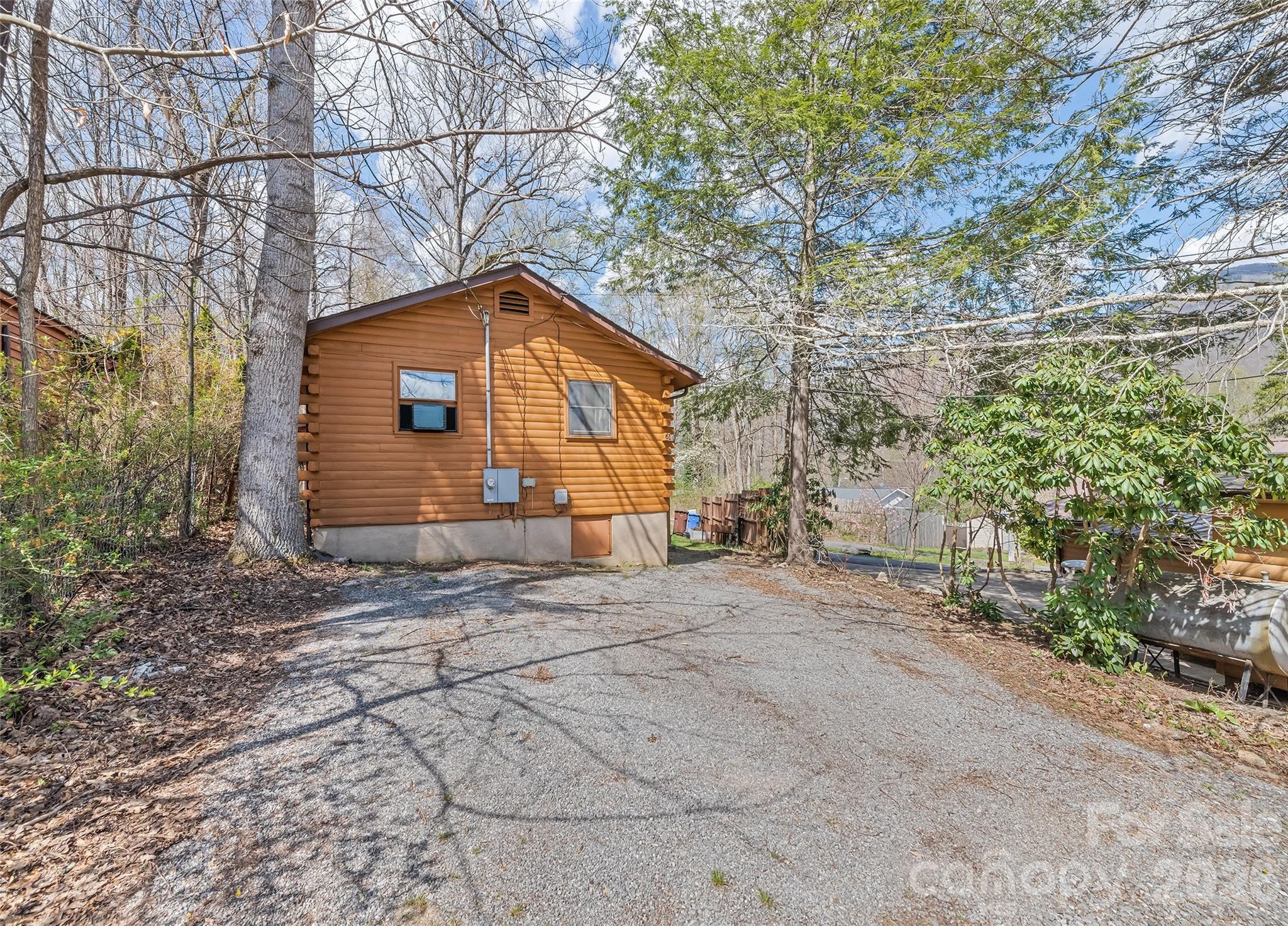61 Shirdash Drive — Maggie Valley