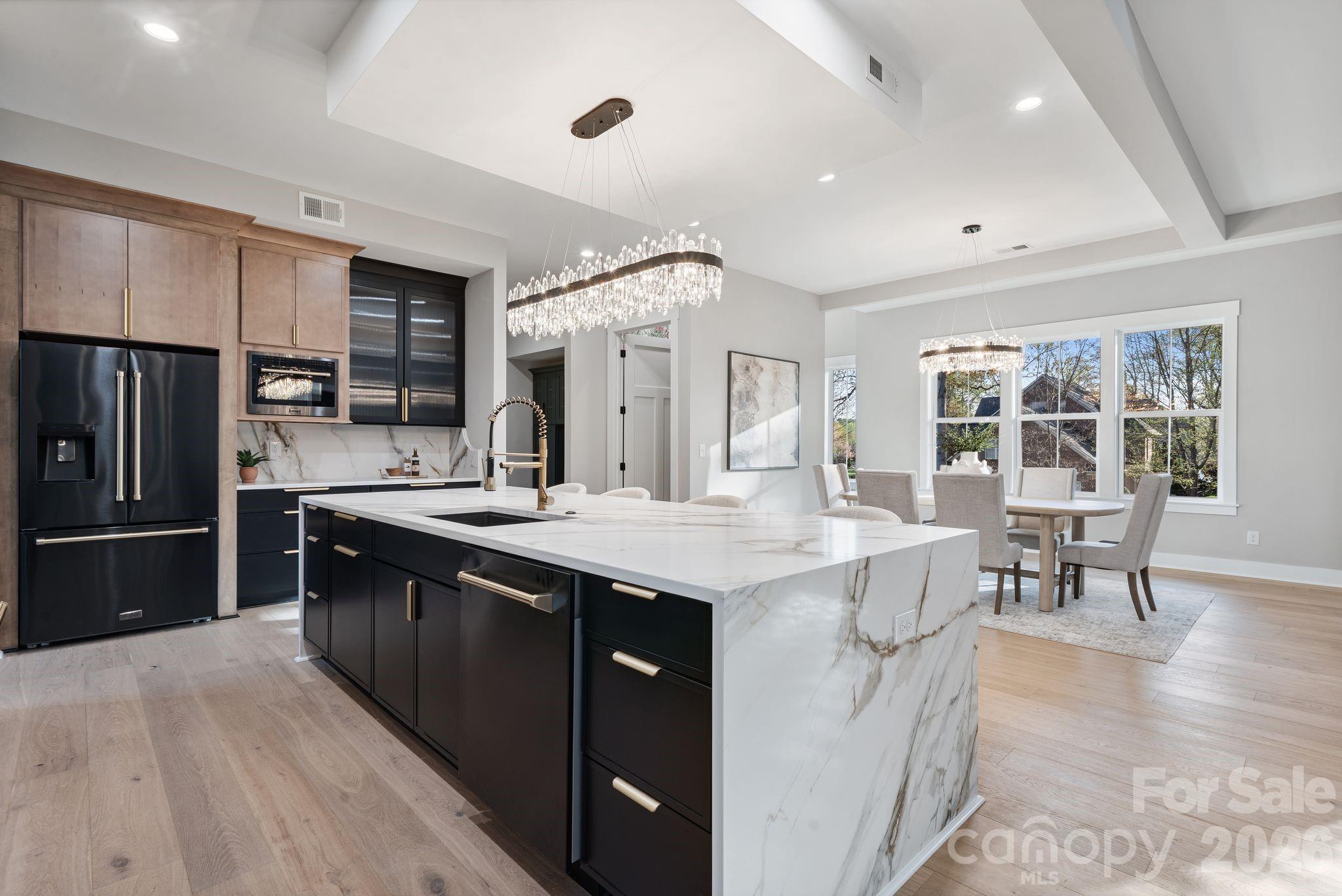 475 Canvasback Road — Mooresville