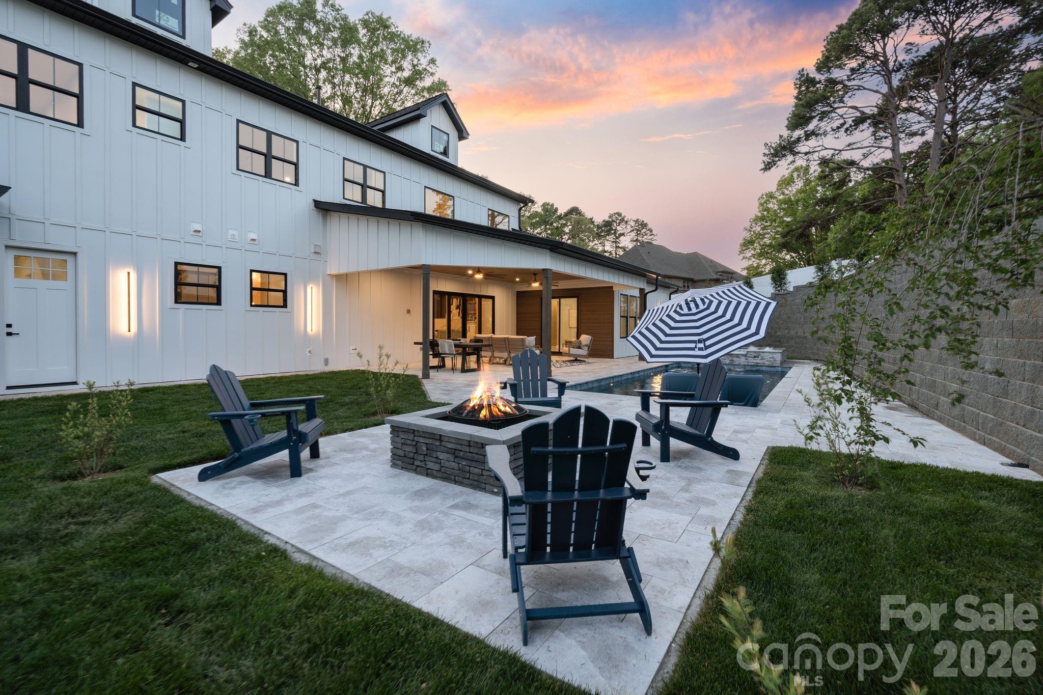 475 Canvasback Road — Mooresville