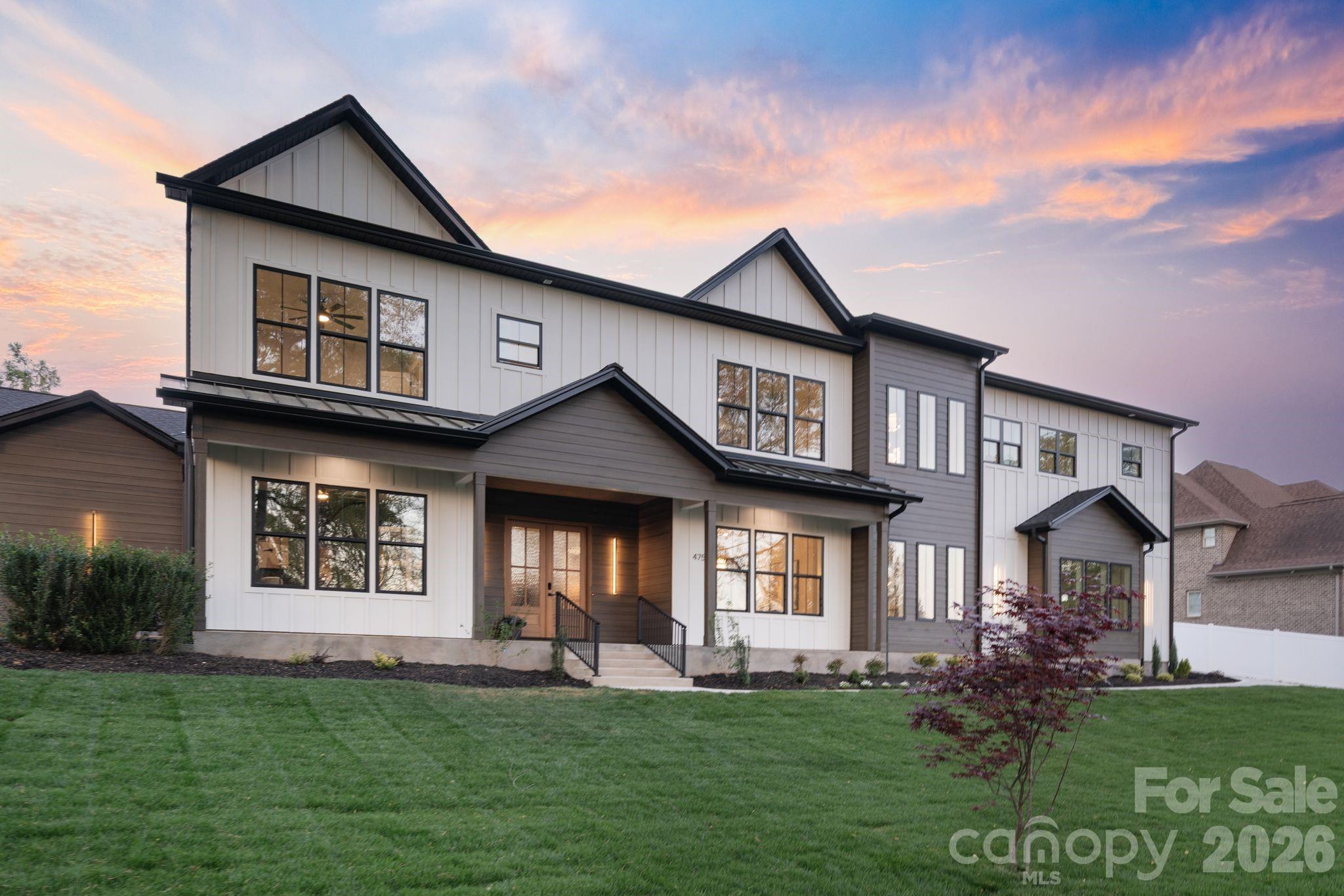 475 Canvasback Road — Mooresville
