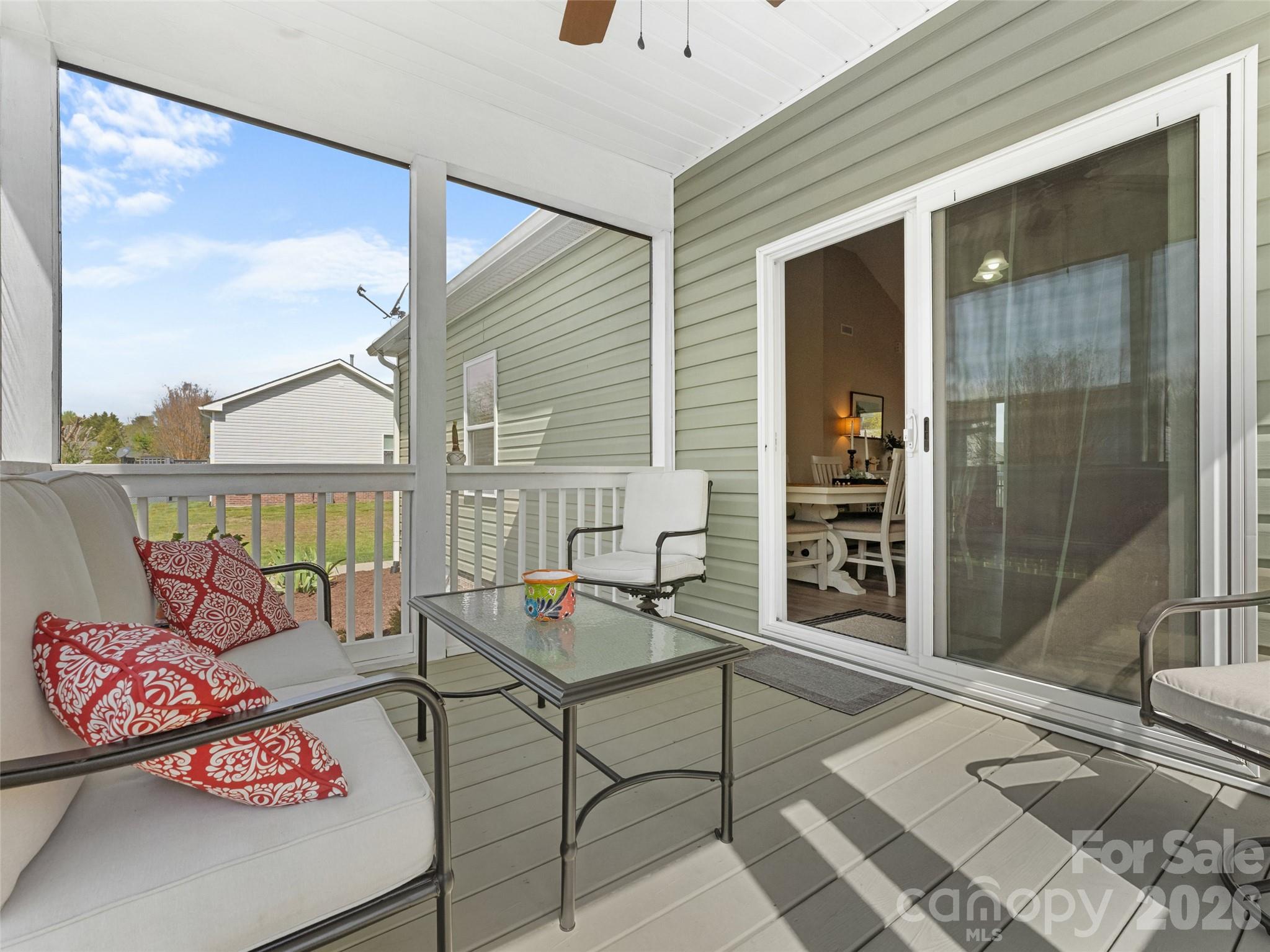 432 Sassafras Drive — Hendersonville