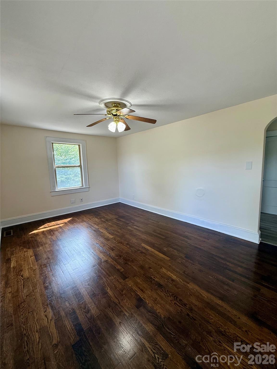2025 28th Street NE — Hickory