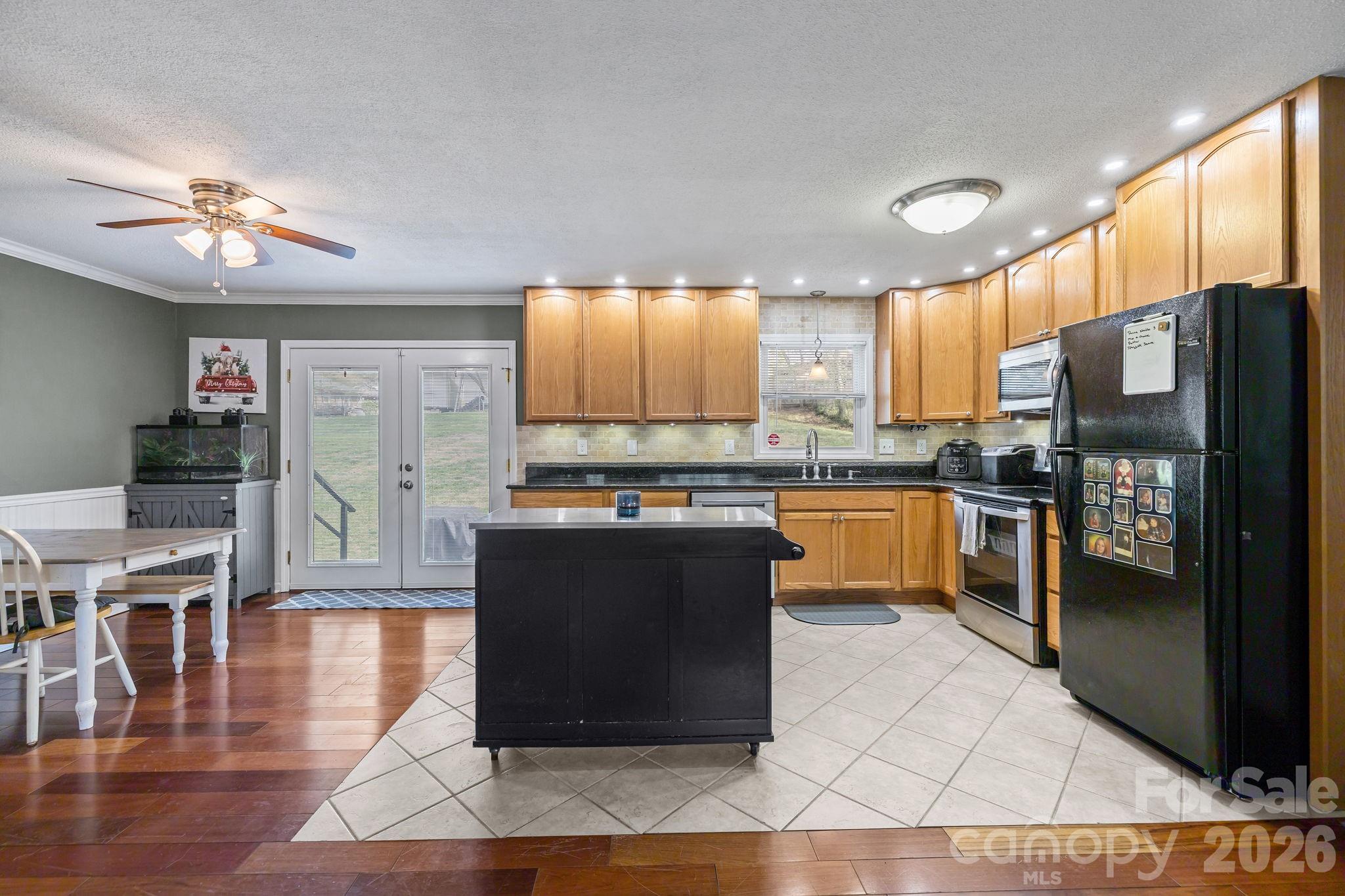 3942 Linwood Road — Gastonia