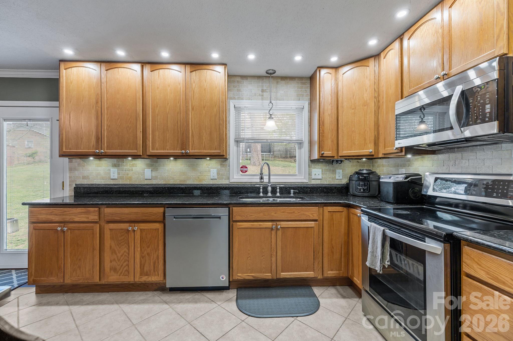 3942 Linwood Road — Gastonia