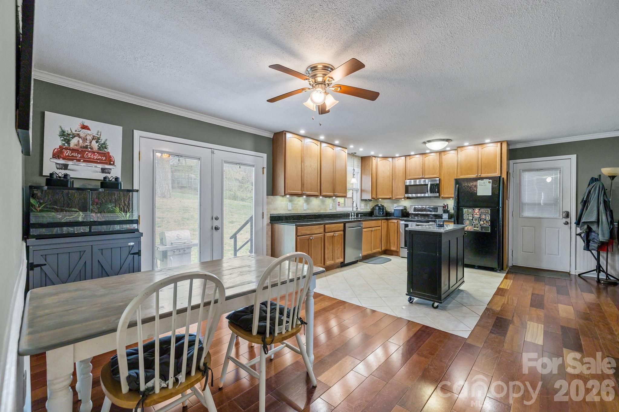 3942 Linwood Road — Gastonia