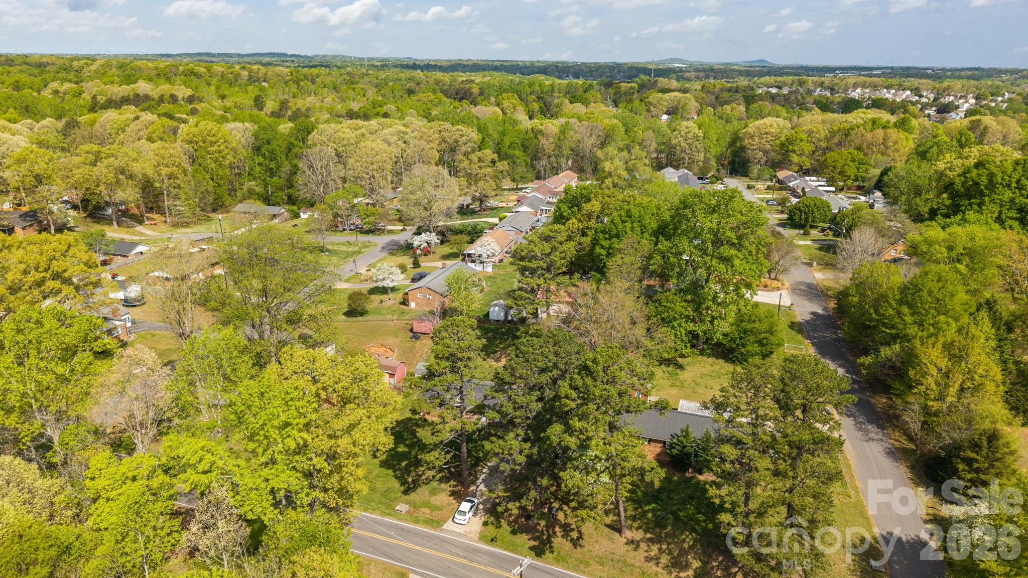3942 Linwood Road — Gastonia