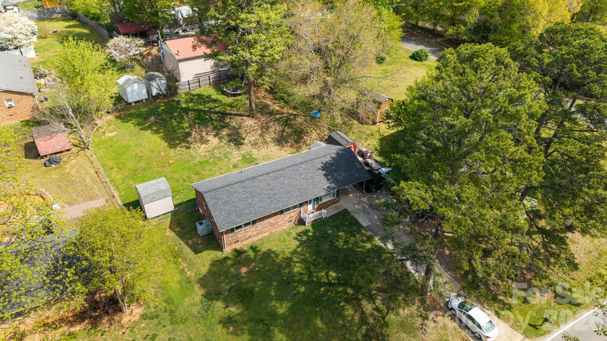 3942 Linwood Road — Gastonia