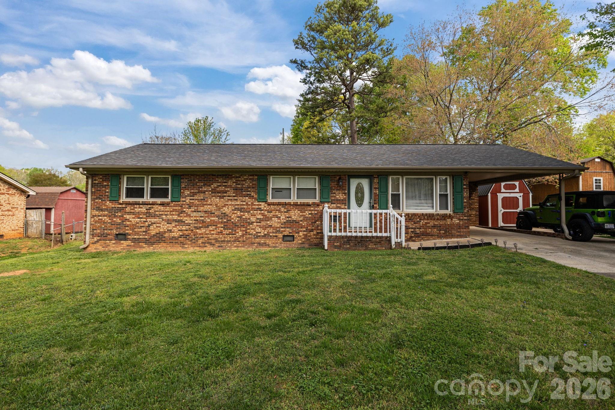 3942 Linwood Road — Gastonia