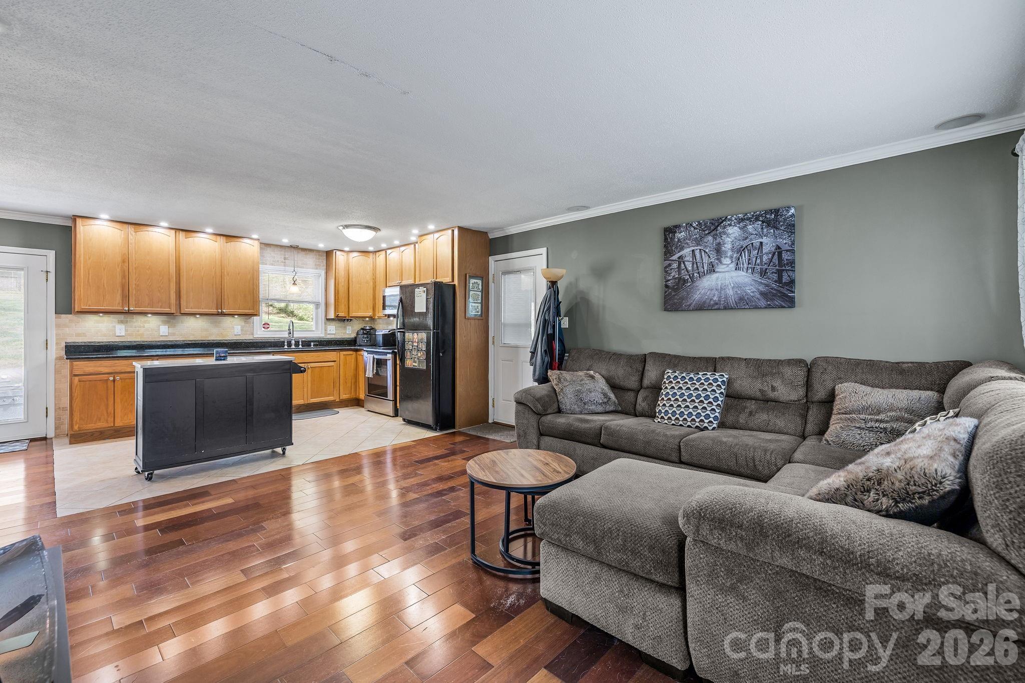 3942 Linwood Road — Gastonia