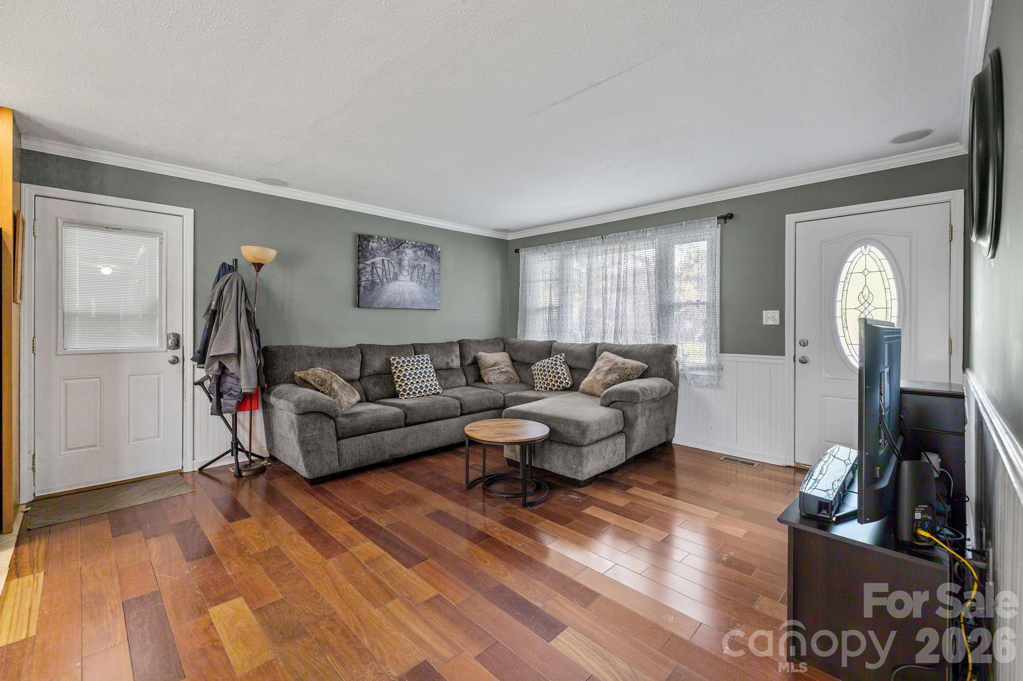 3942 Linwood Road — Gastonia
