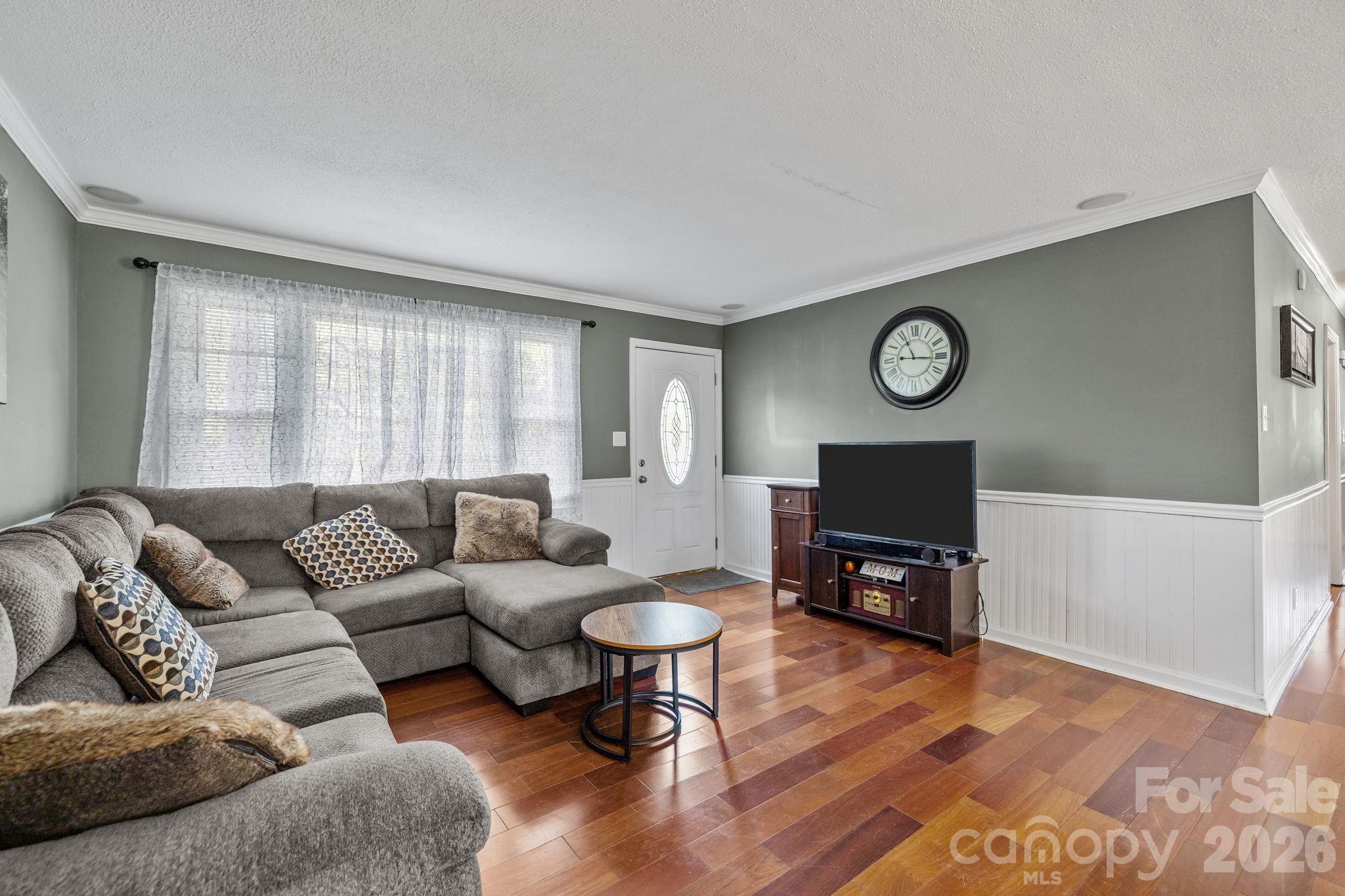 3942 Linwood Road — Gastonia