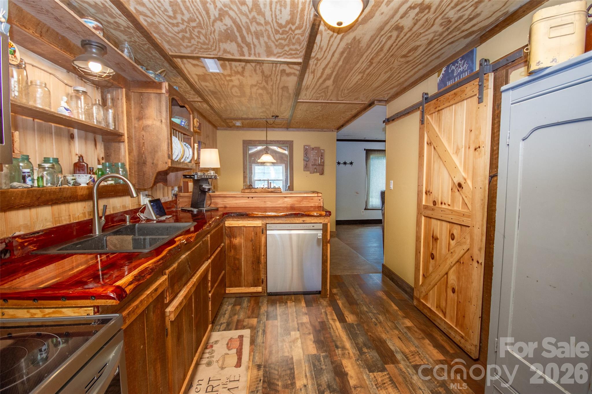 120 Mitch Road — Union Grove