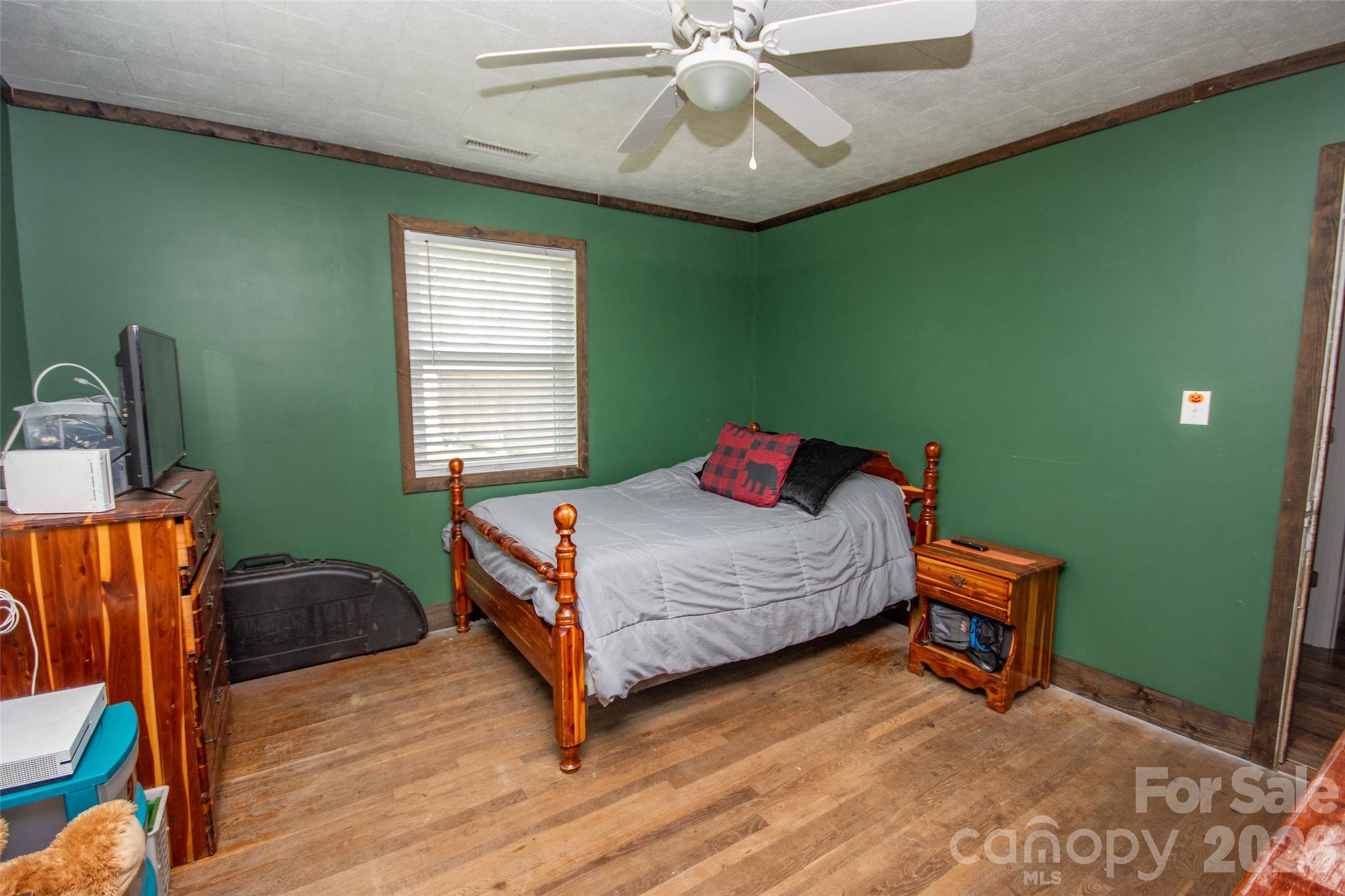 120 Mitch Road — Union Grove