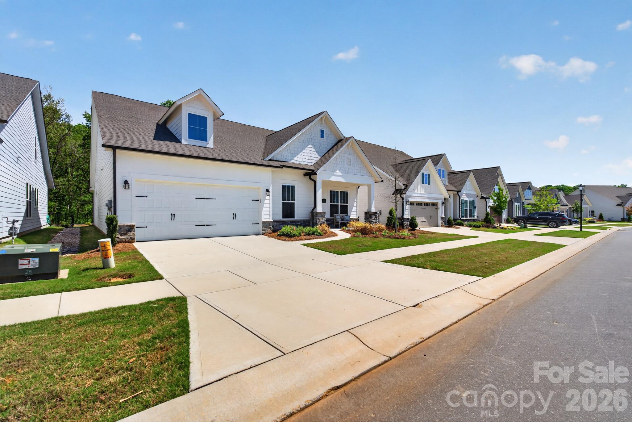 1405 Encore Lane — Waxhaw
