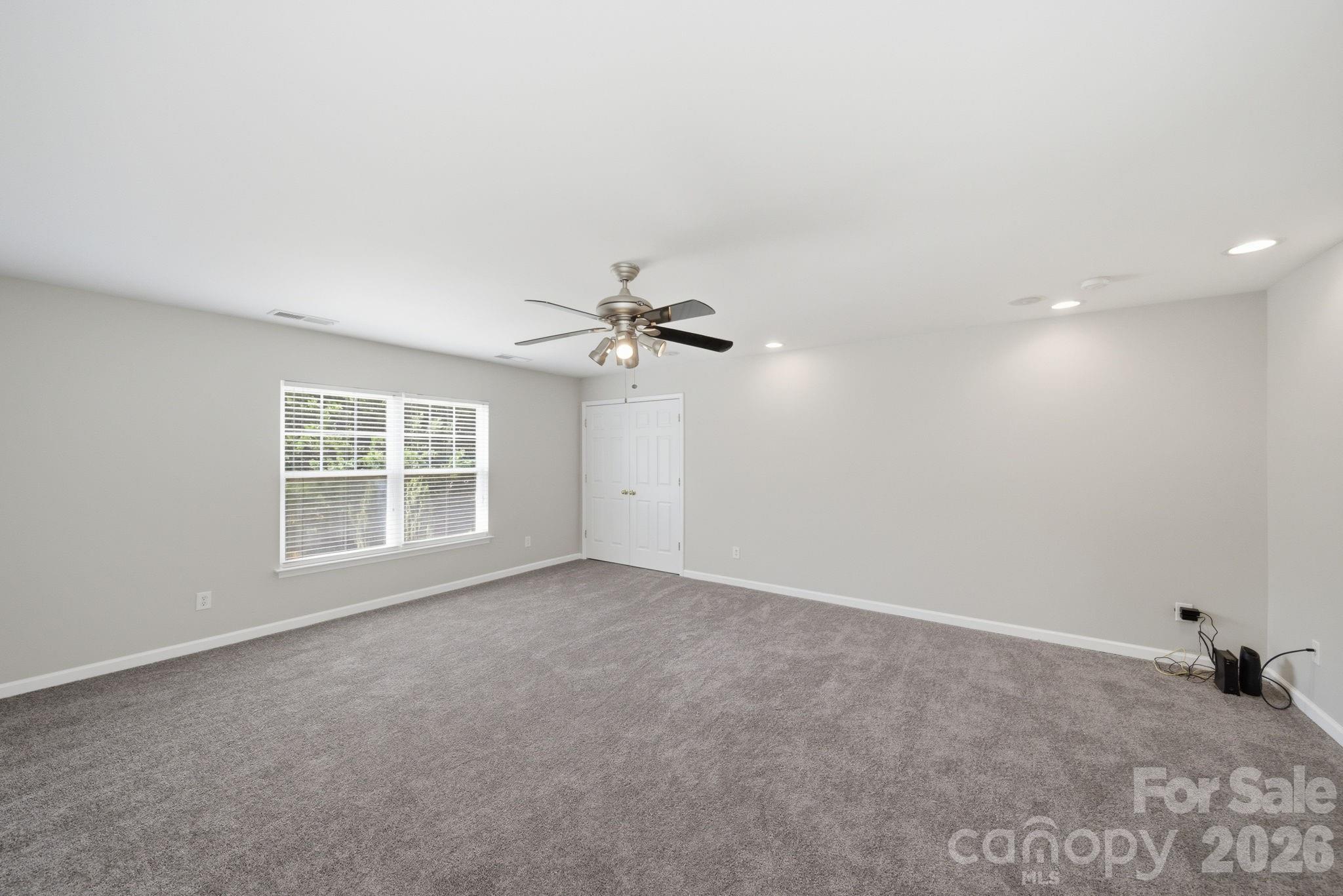 6010 Colonial Garden Drive — Huntersville