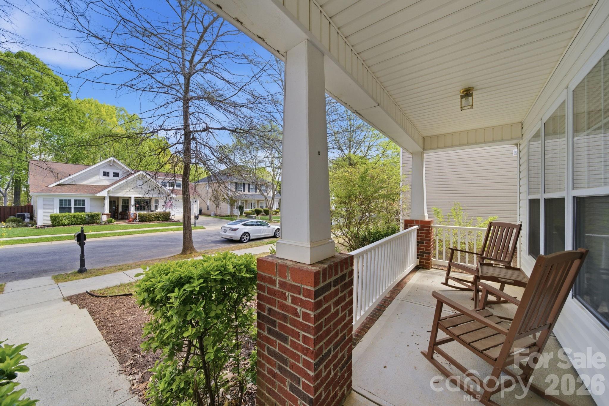 6010 Colonial Garden Drive — Huntersville