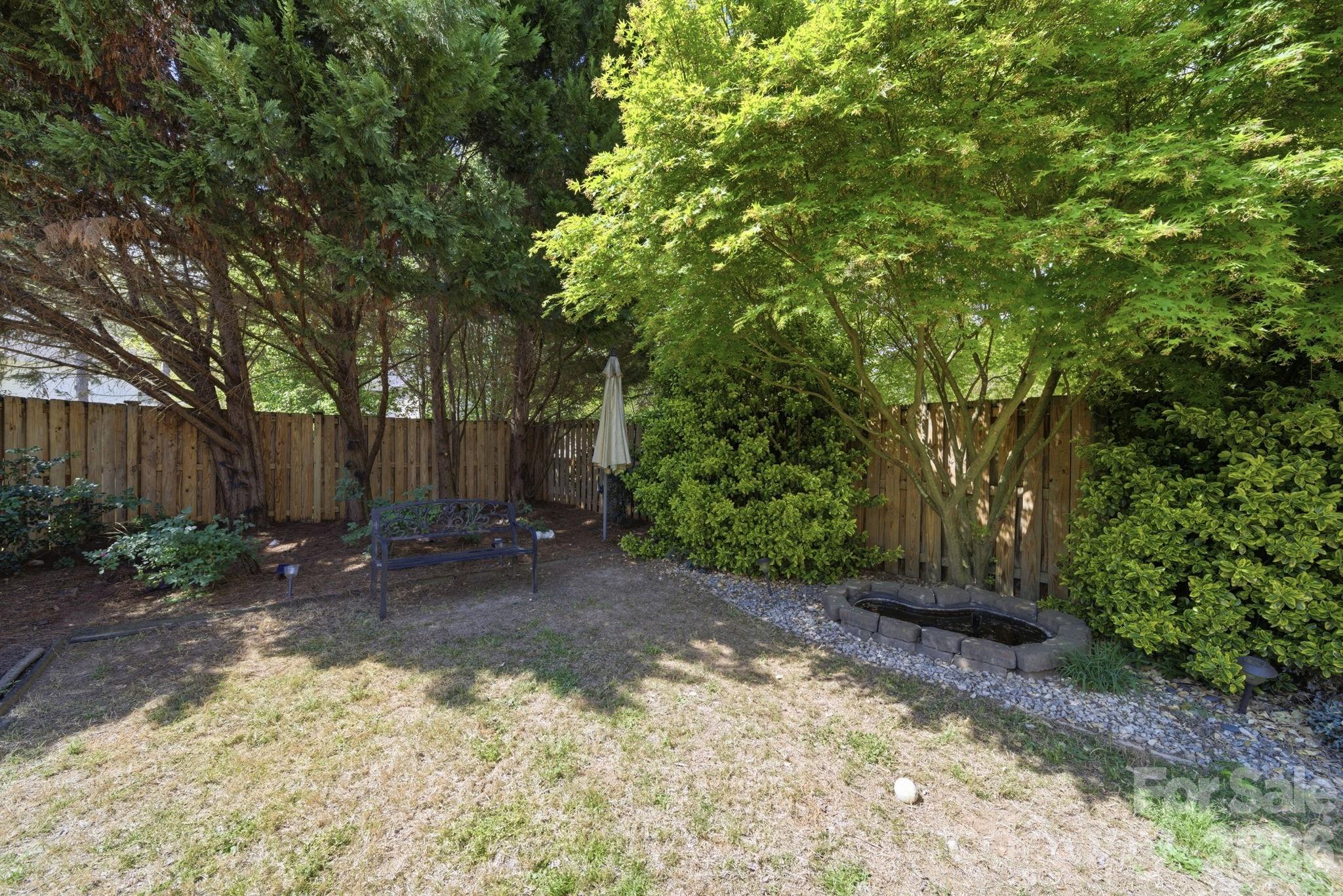 6010 Colonial Garden Drive — Huntersville