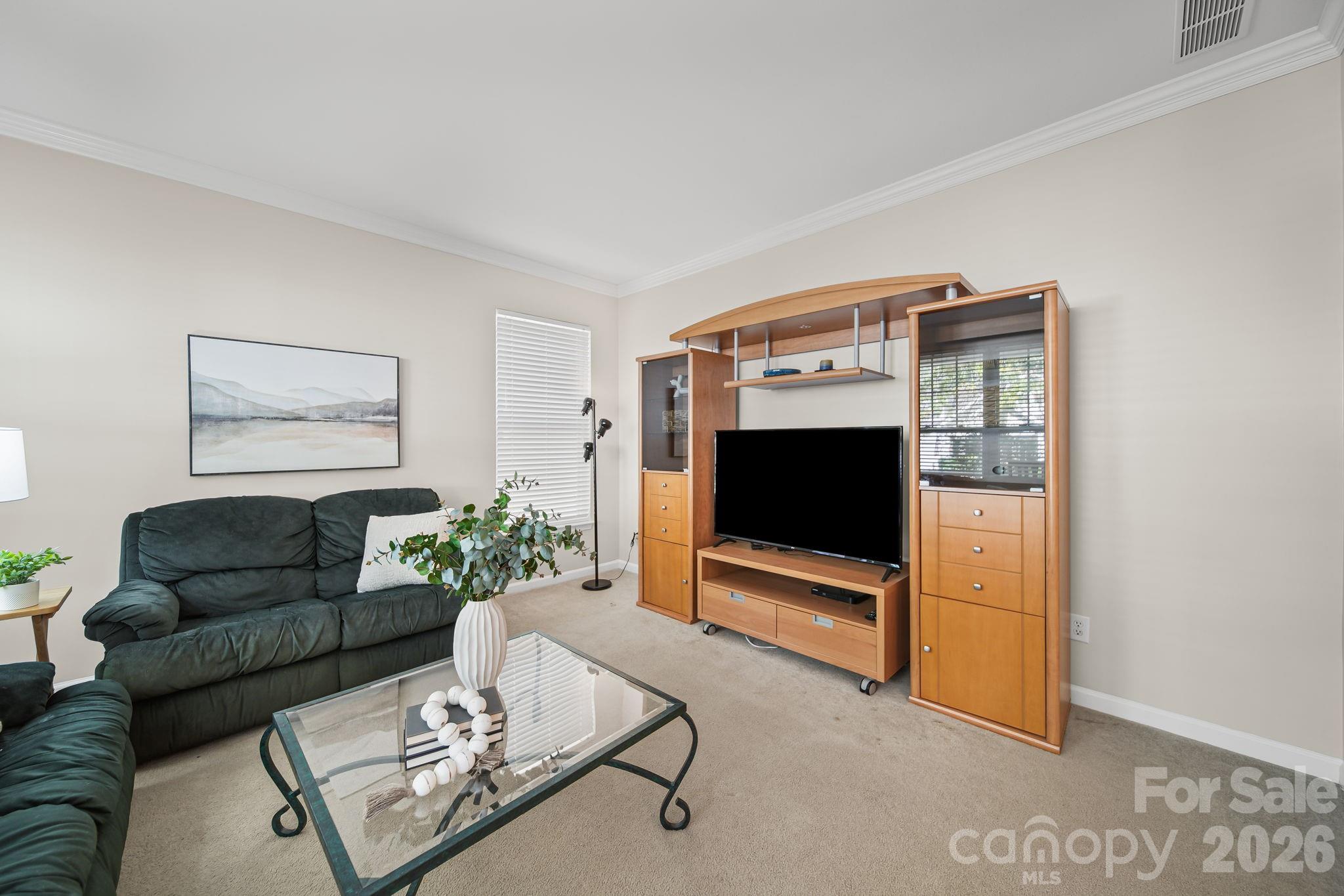 6010 Colonial Garden Drive — Huntersville