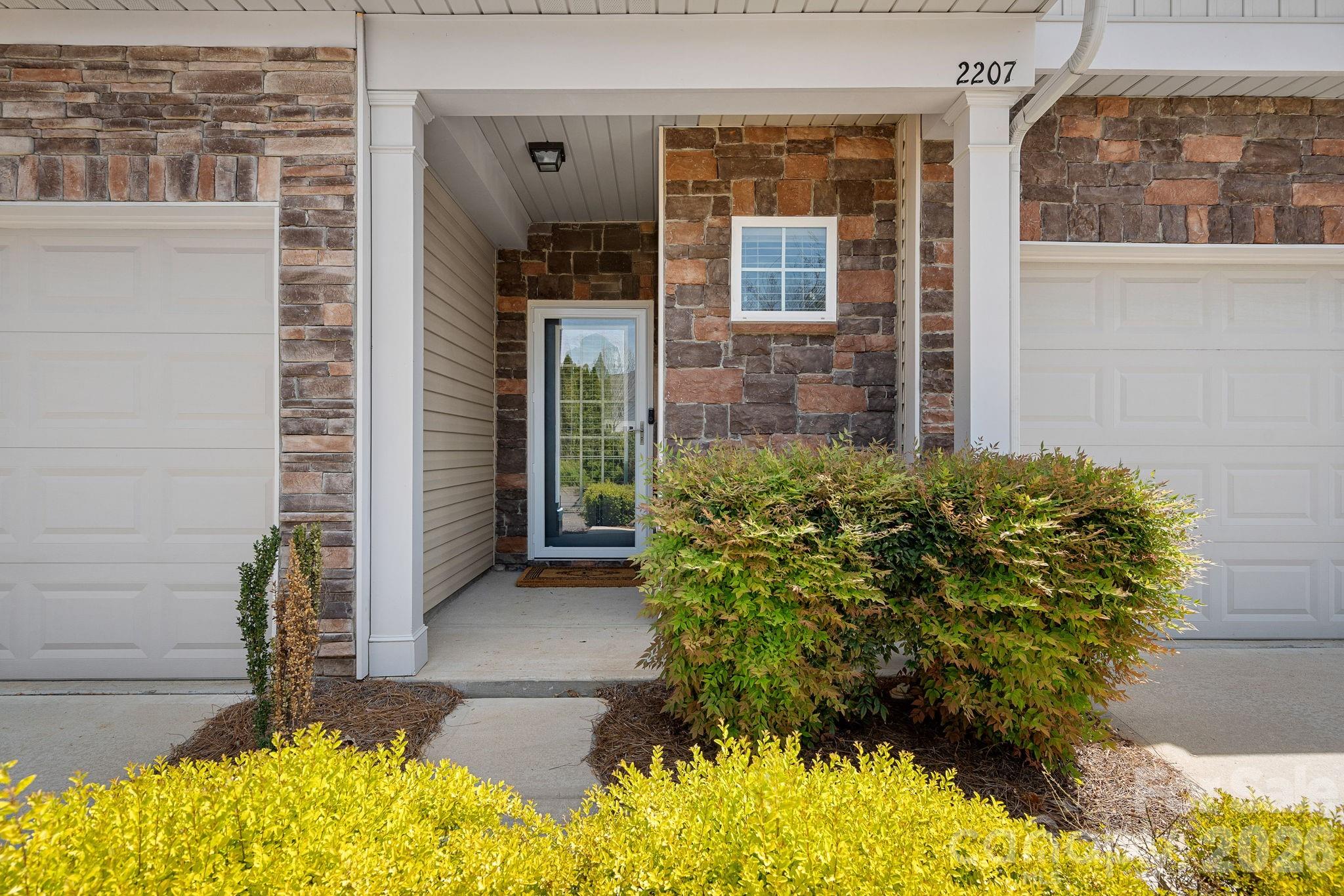2207 Whitford Lane — Charlotte