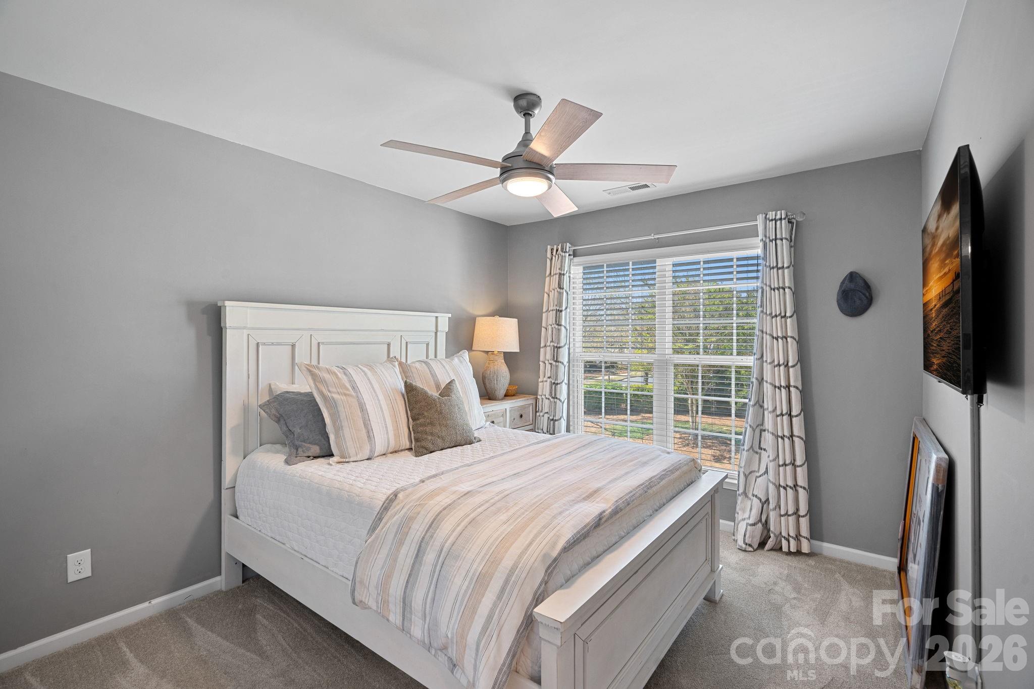 2207 Whitford Lane — Charlotte