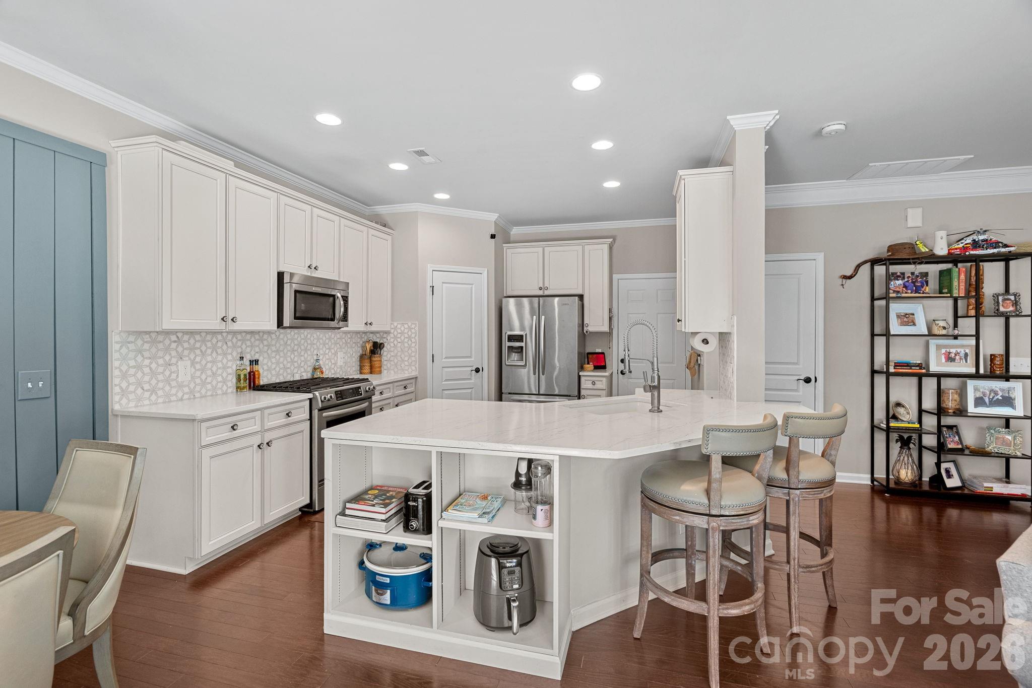 2207 Whitford Lane — Charlotte
