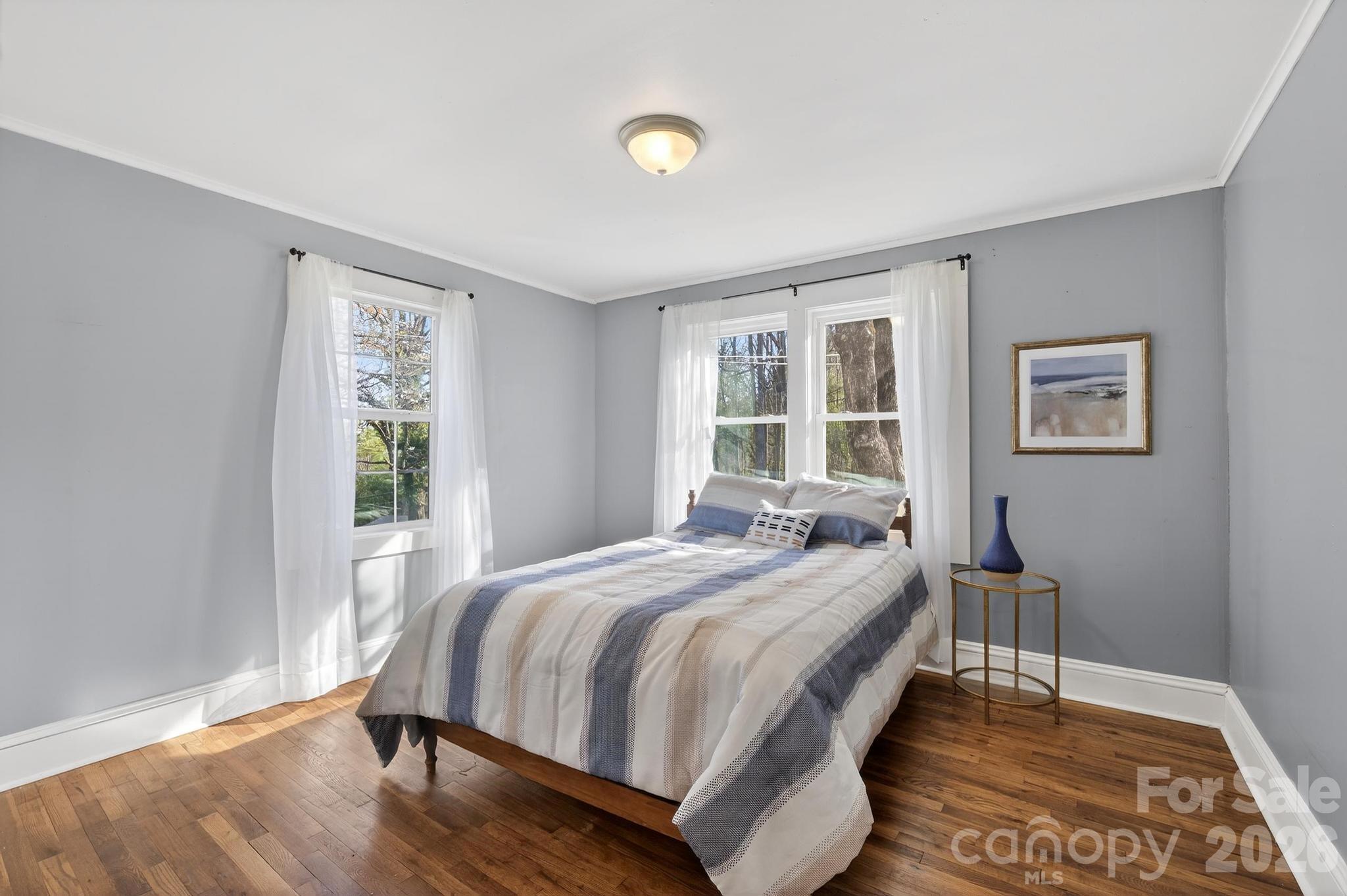 713 Prospect Street NW — Lenoir