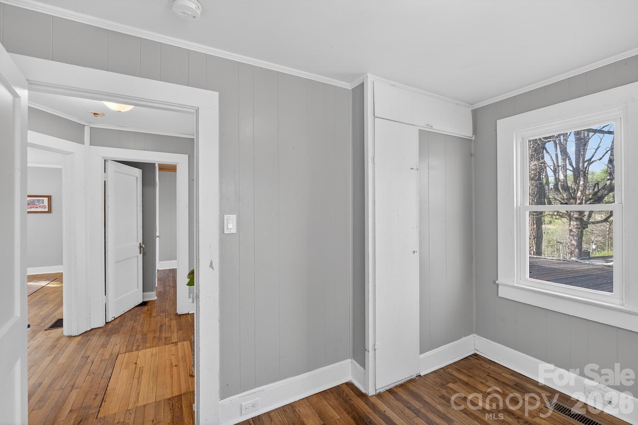 713 Prospect Street NW — Lenoir
