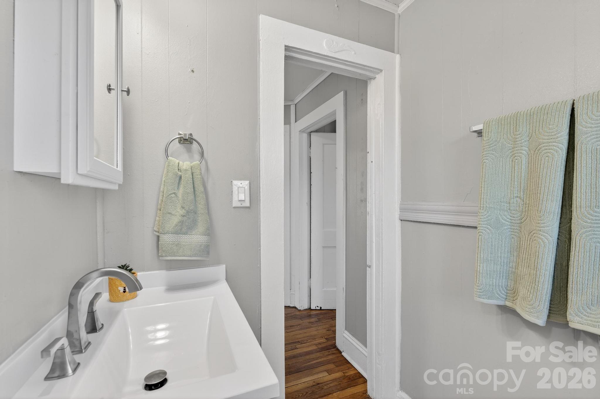 713 Prospect Street NW — Lenoir