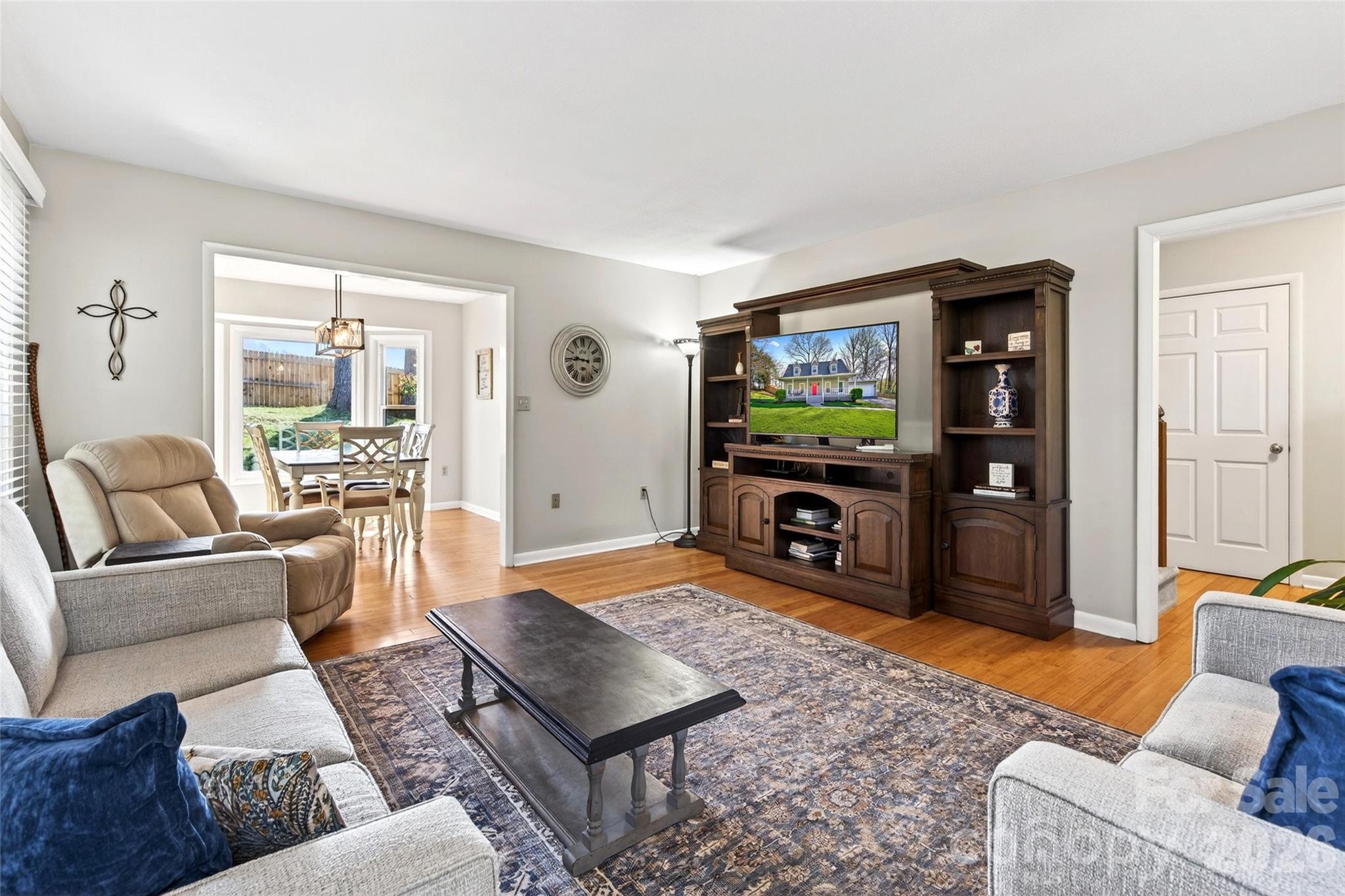 102 Charles Ridge Road — Asheville